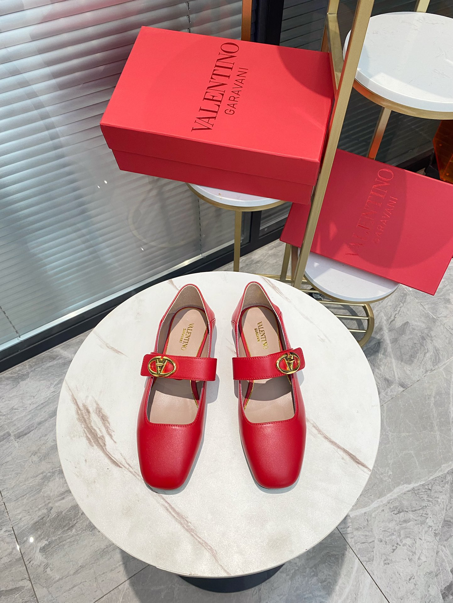 Sweet and Cool Shoe-Faced Wool: Italian Size 35-39. - 图片 1