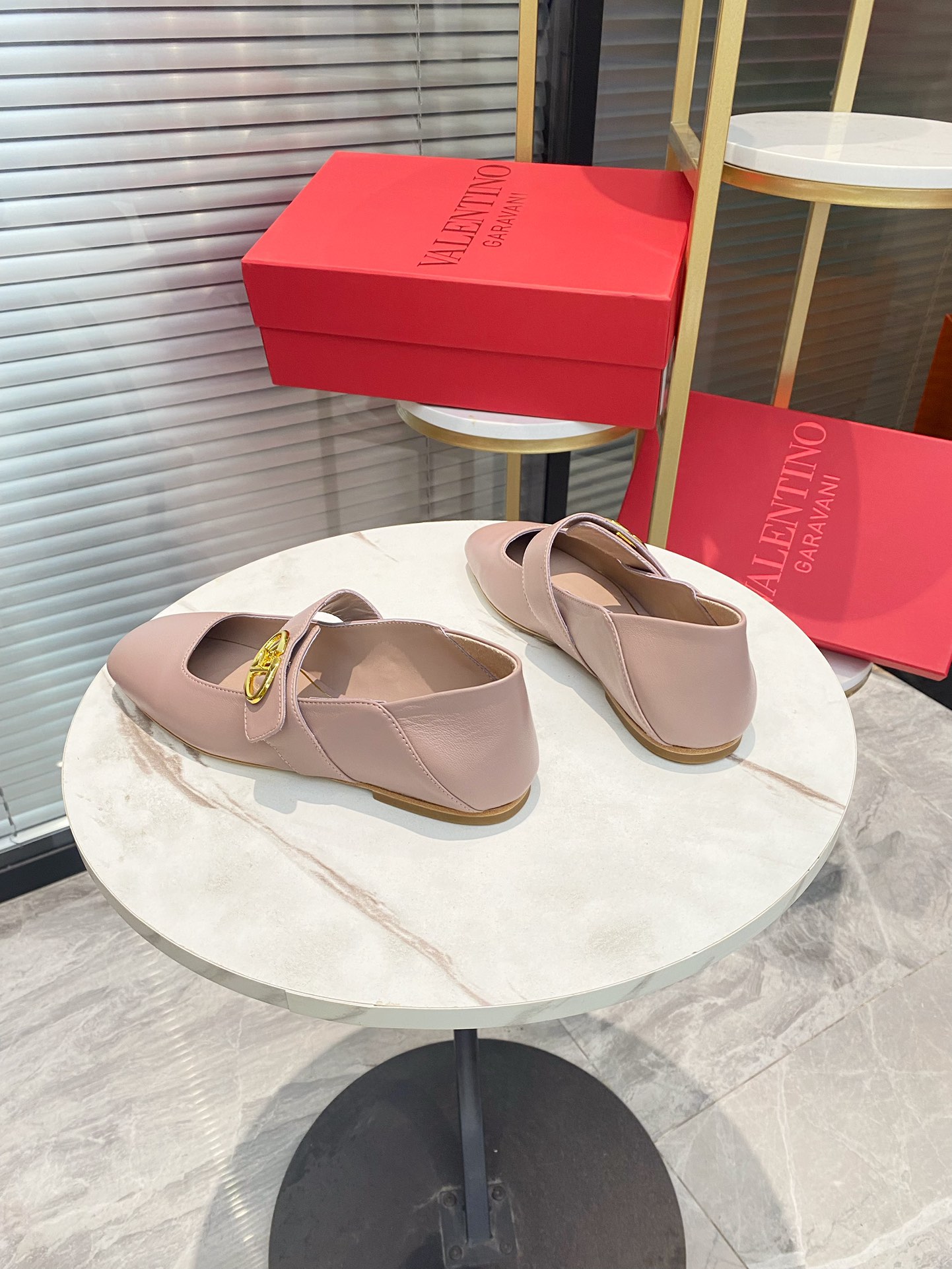 Sweet and Cool Shoe-Faced Wool: Italian Style Sizes 35-39 - 图片 5