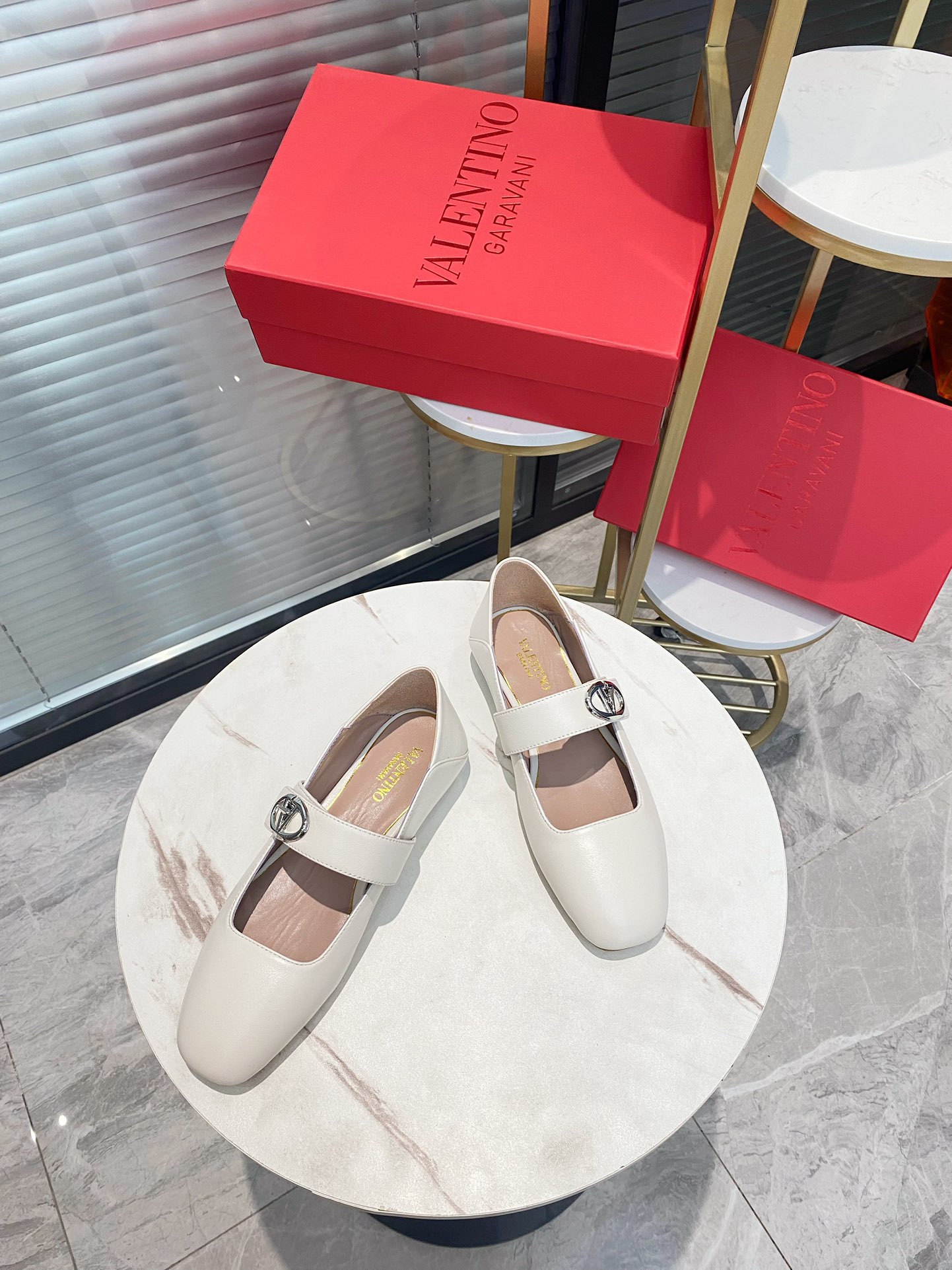 Sweet and Cool Shoe-Faced Wool from Italy, Sizes 35-39 - 图片 2