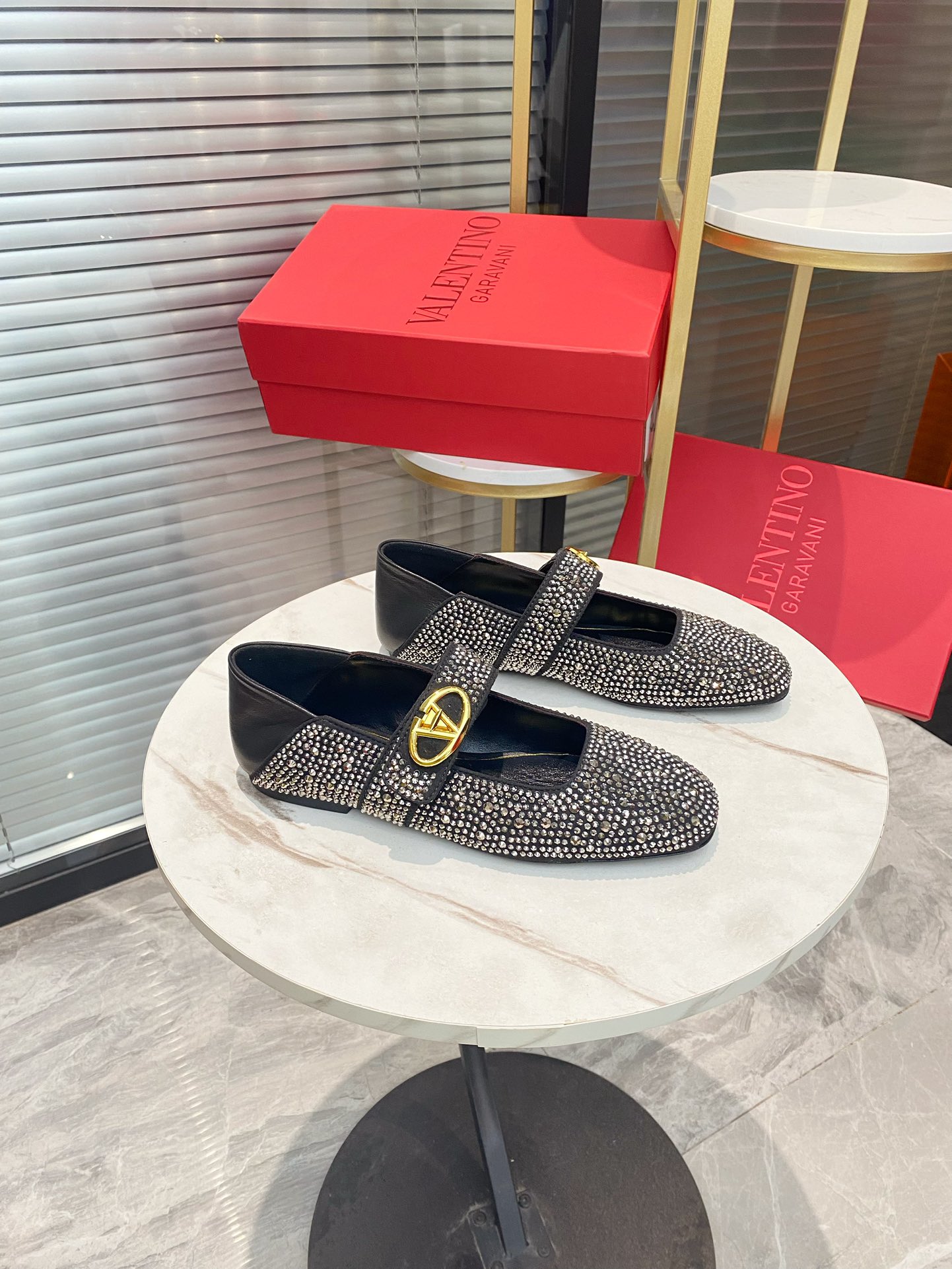 Stylish Italian Shoes: Sweet-Salty Match in Size 35-39 - 图片 3