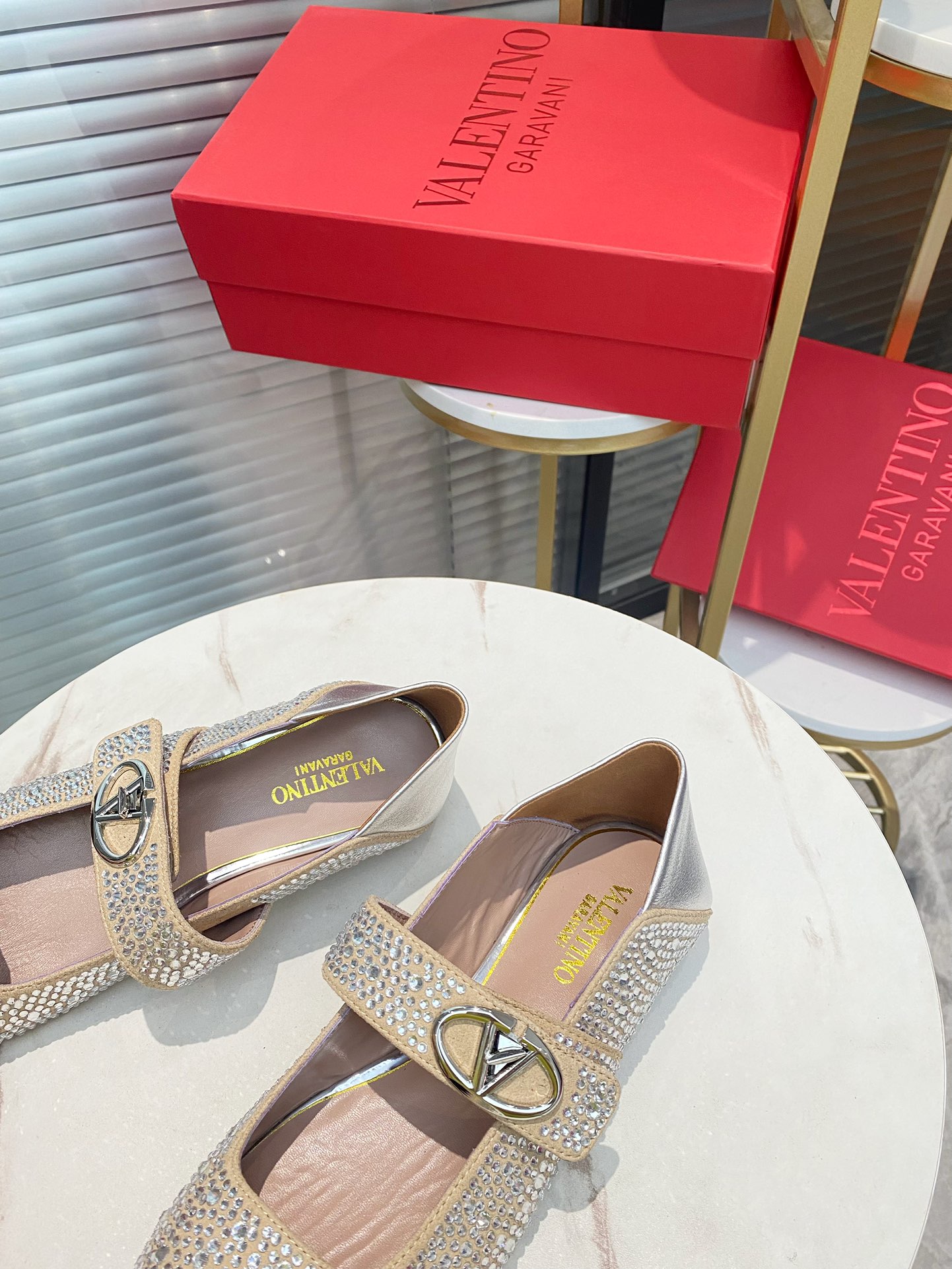 Fashion Highlights: Beautiful Match with Sweet Salt, Italian Shoe-Faced Wool in Sizes 35-39. - 图片 9