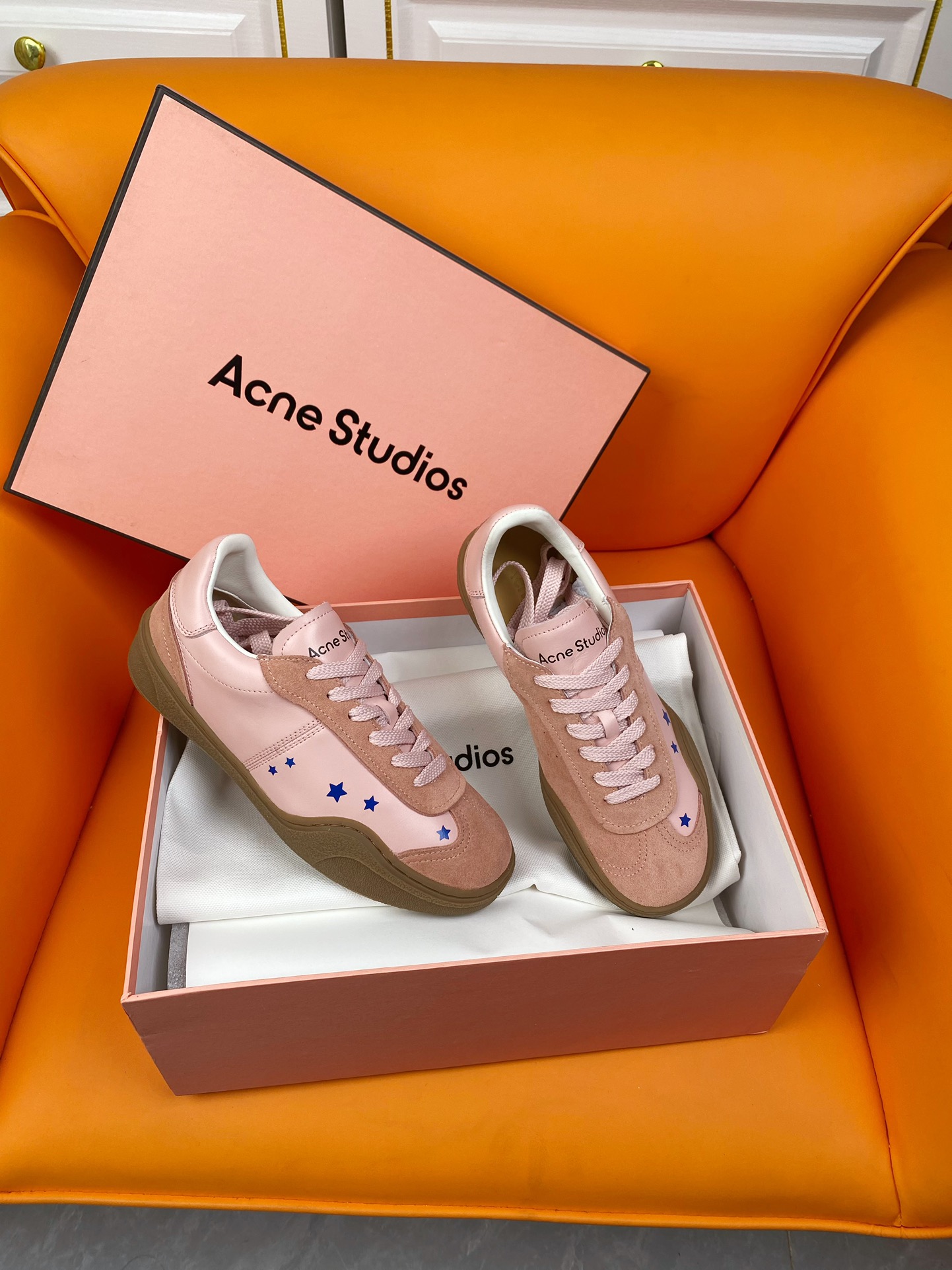 Acne Studios 2024 Spring/Summer Sneakers Offer: $650, Leather Design, Star Pattern. - 图片 4