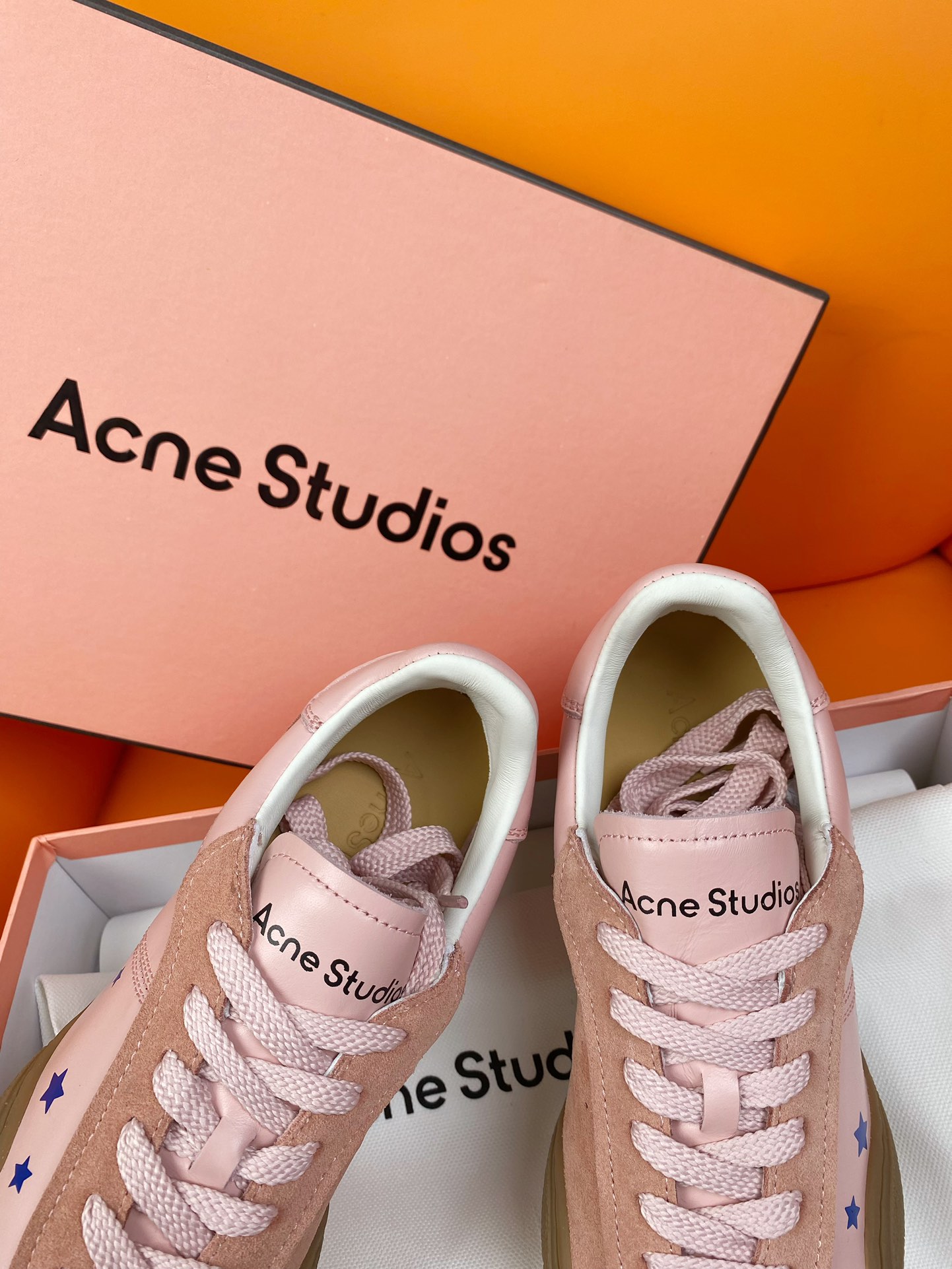 Acne Studios 2024 Spring/Summer Sneakers Offer: $650, Leather Design, Star Pattern. - 图片 6