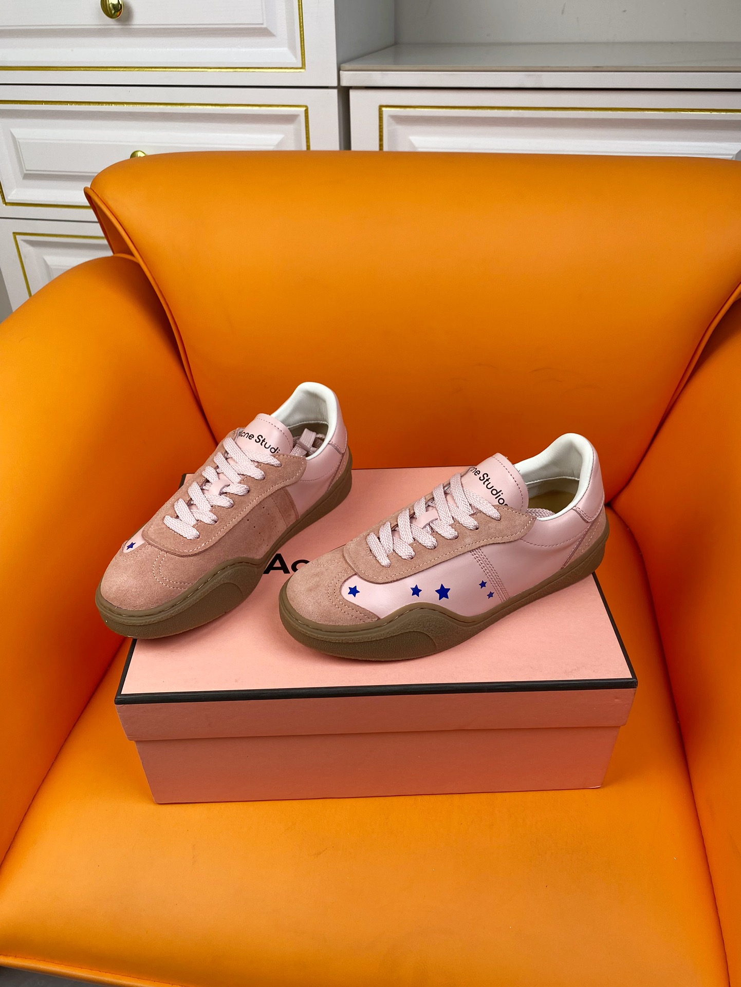 Acne Studios 2024 Spring/Summer Sneakers Offer: $650, Leather Design, Star Pattern. - 图片 3