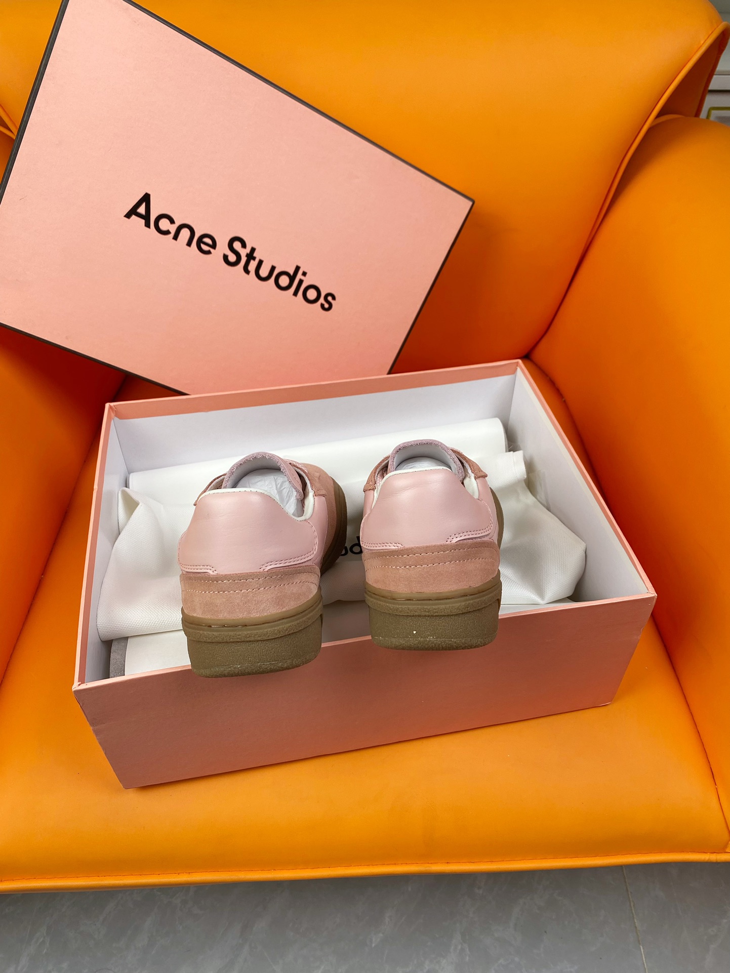 Acne Studios 2024 Spring/Summer Sneakers Offer: $650, Leather Design, Star Pattern. - 图片 8