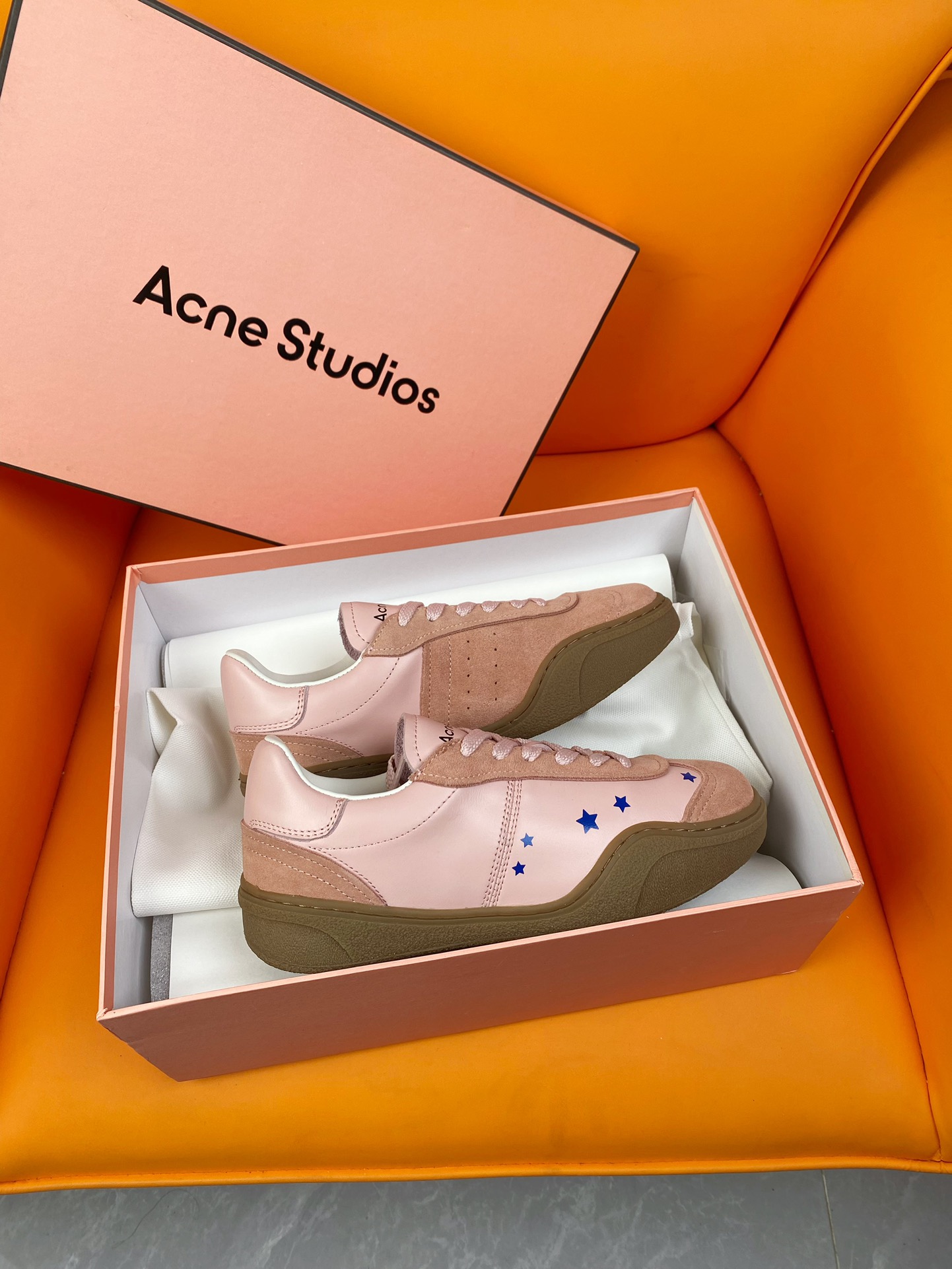 Acne Studios 2024 Spring/Summer Sneakers Offer: $650, Leather Design, Star Pattern. - 图片 7