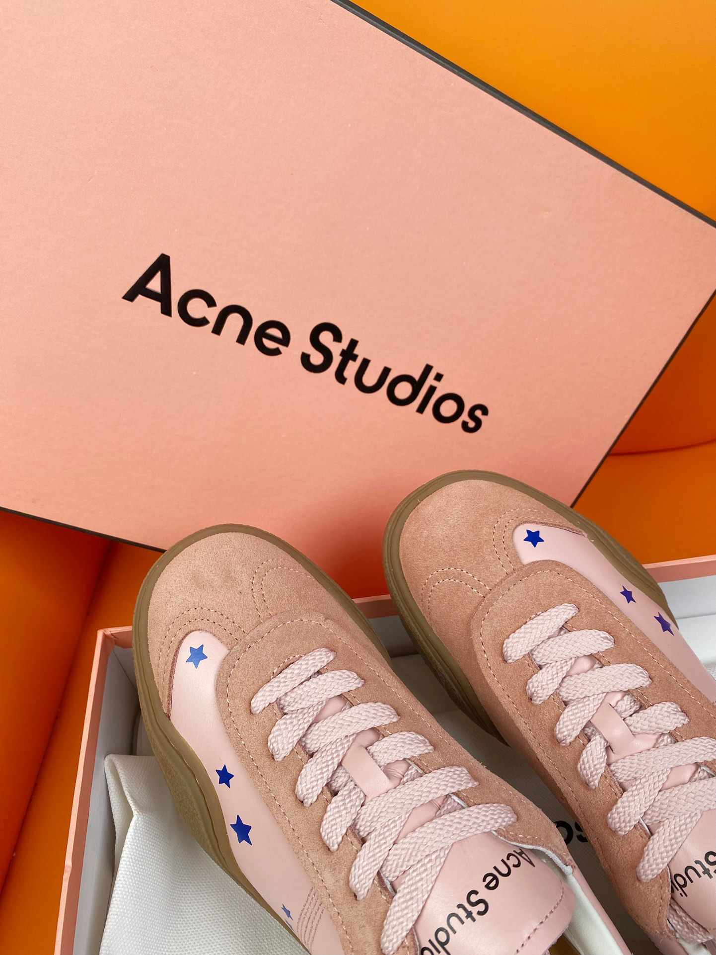Acne Studios 2024 Spring/Summer Sneakers Offer: $650, Leather Design, Star Pattern. - 图片 5