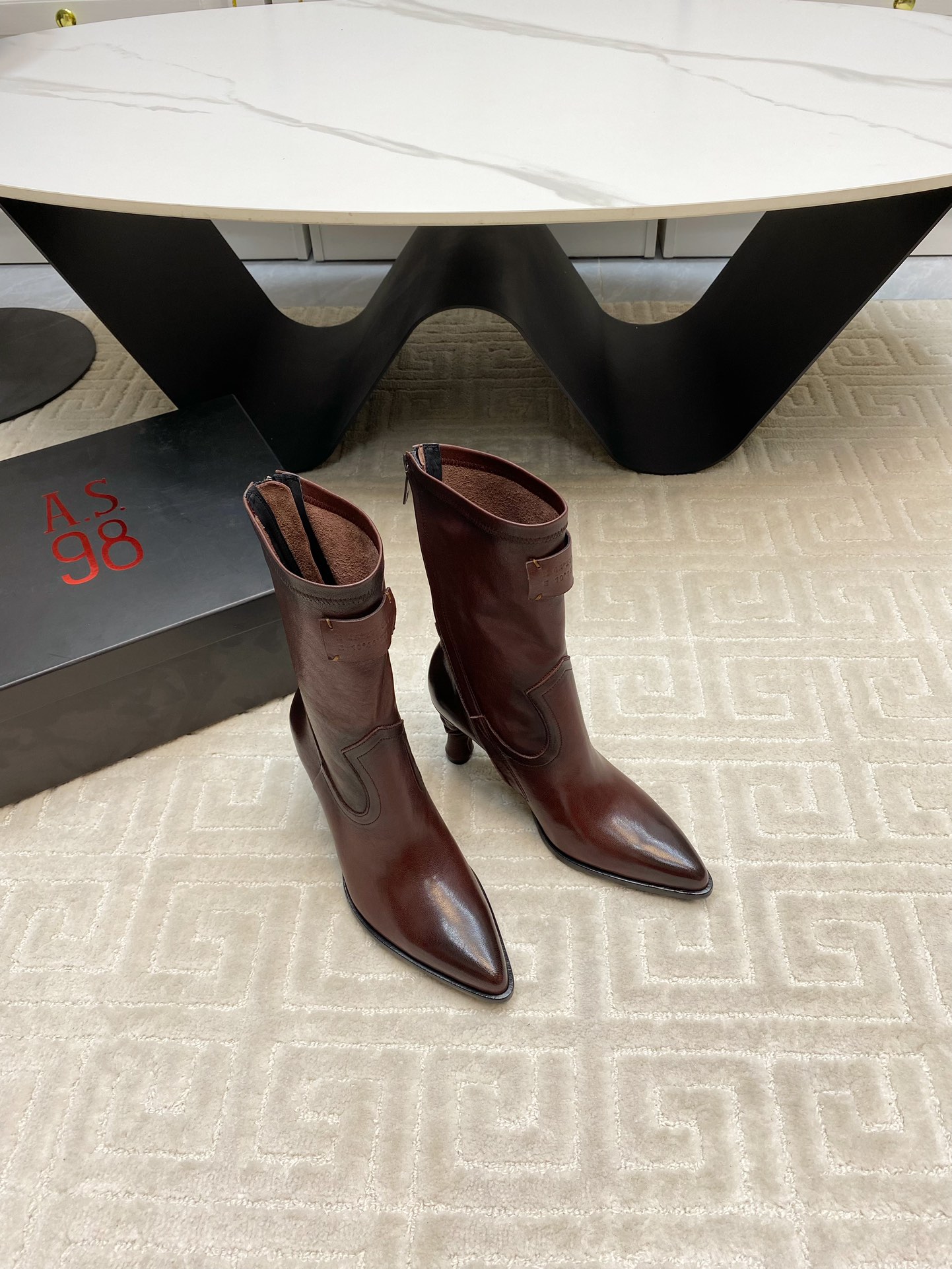 Fashionable ASA98 Boots by Olip Shoes Group: Unique Design, Manual Coloring, Elegant Fashion. - 图片 2