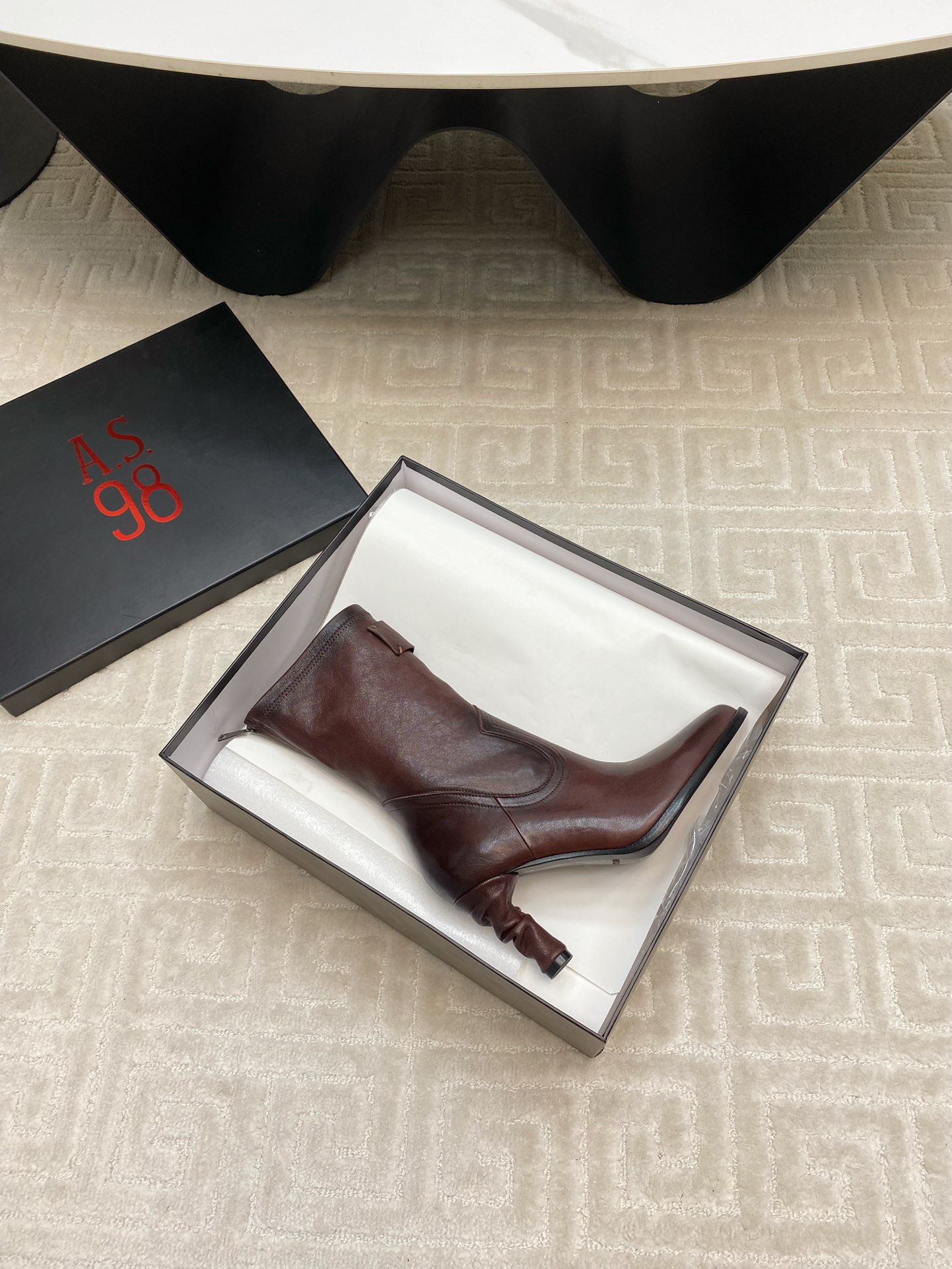 Fashionable ASA98 Boots by Olip Shoes Group: Unique Design, Manual Coloring, Elegant Fashion. - 图片 9