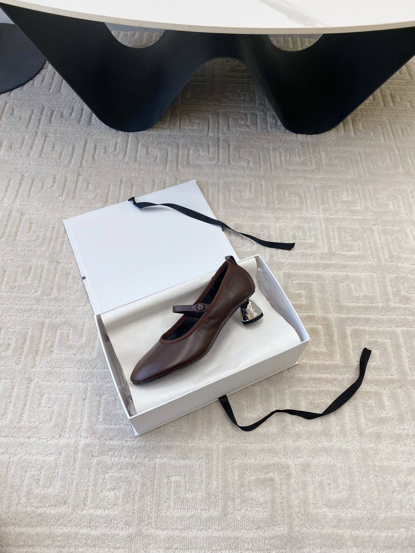 Stylish Cotemp Ballet Shoes: Vendor Price $750 with Deductible of $10 - 图片 6