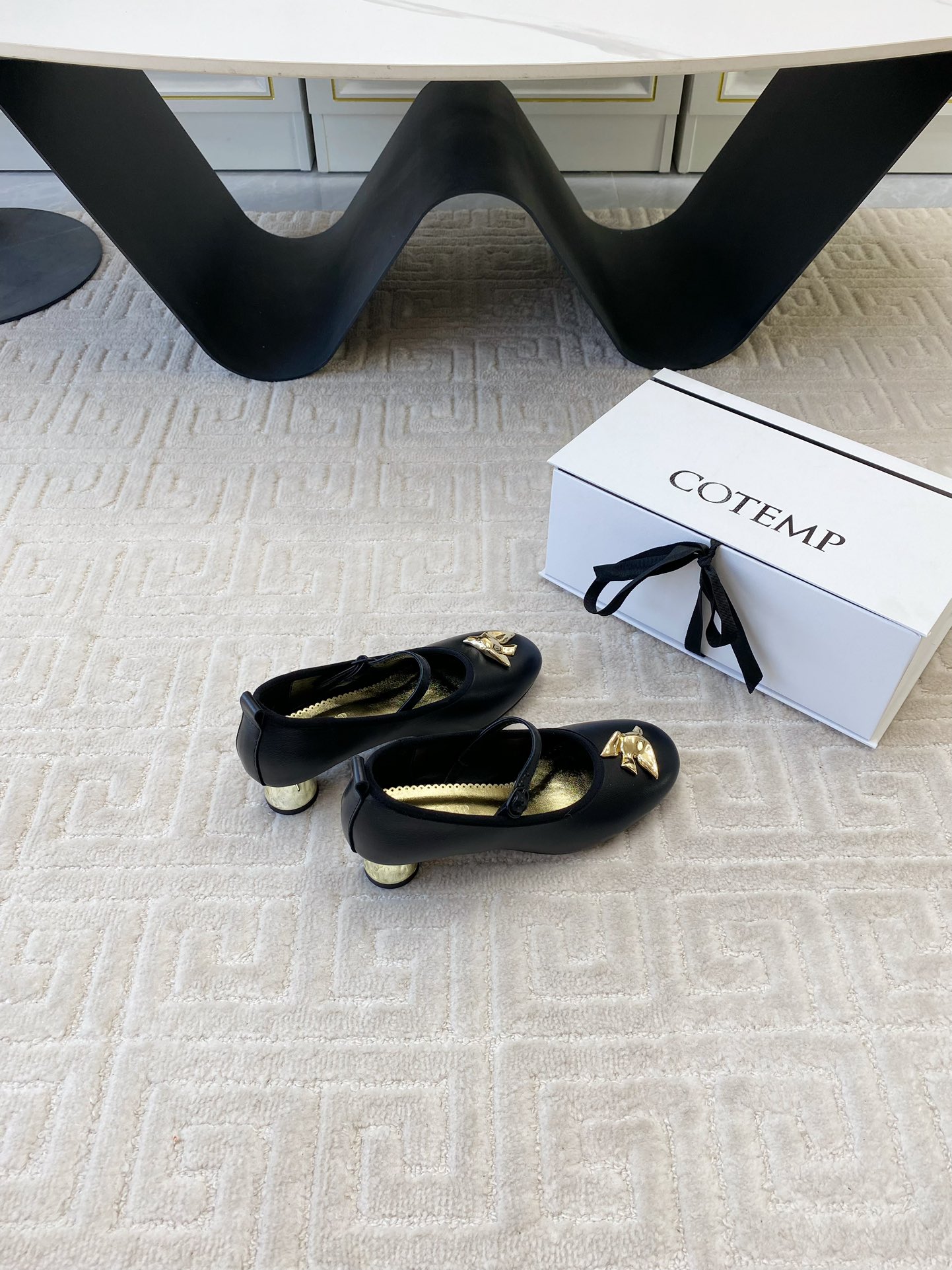 New Ballet Shoes Vendor Price 750, Stylish and High Quality, Sheep Hide Material, Size 35-39 - 图片 2