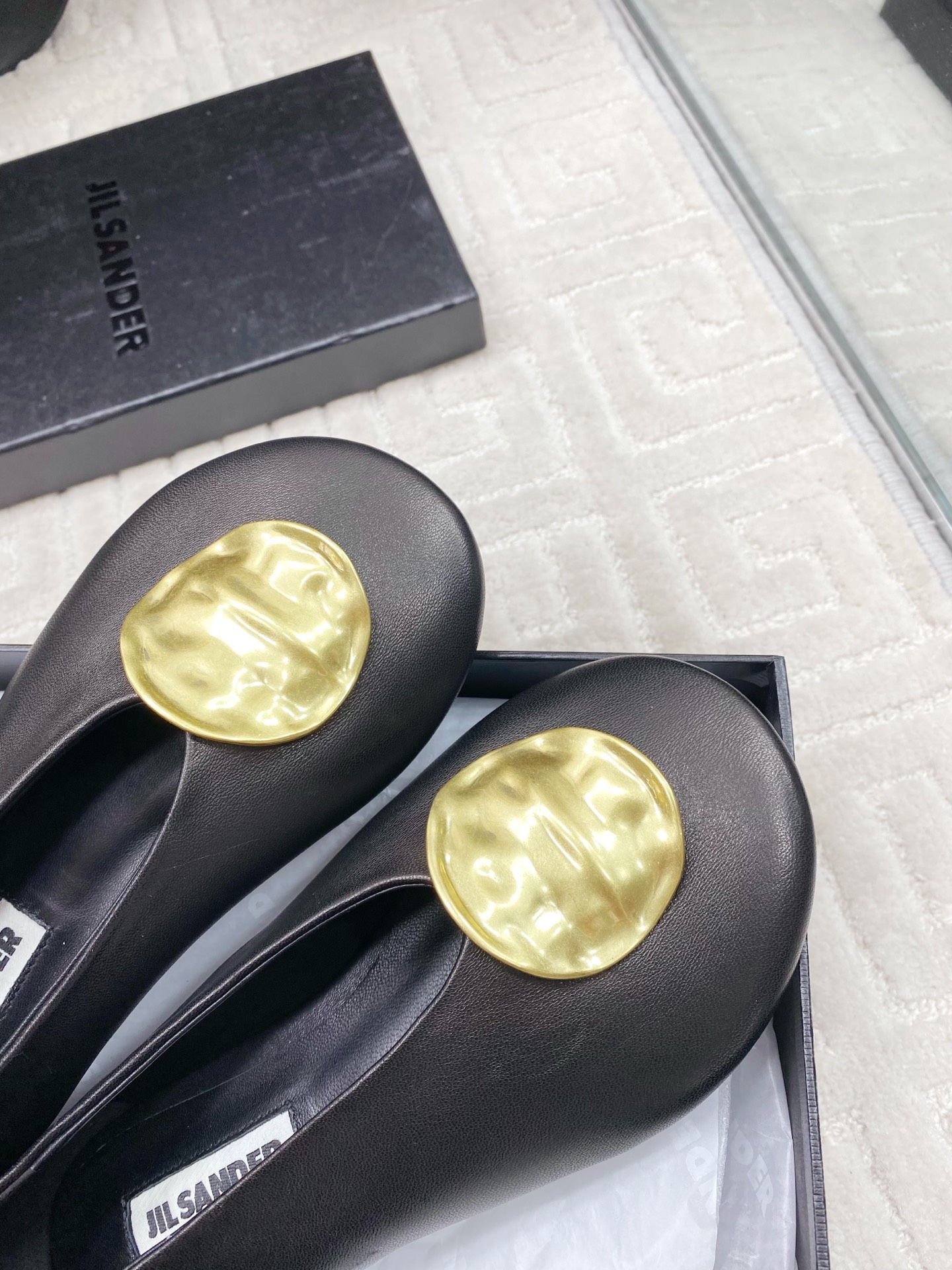 Jil Sander’s Retro Sheep Skin Mary Jane Shoes: Offer at $588 - 图片 7