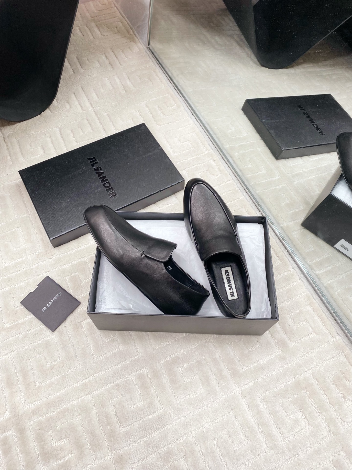 Jil Sander Retro Mary Jane Shoes Offer: $650, Top Quality Sheepskin, Imported Materials - 图片 5