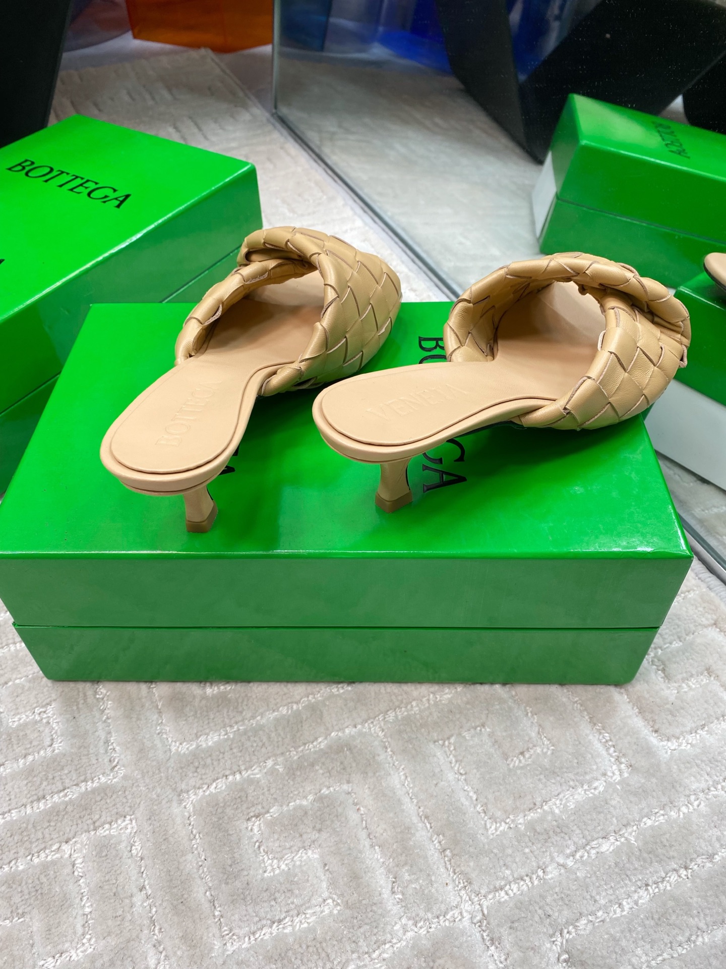 Bottega Veneta Blink 15mm Woven Leather Mules Sandals - Elegant & Comfortable 9 i1741281741722 4444 0 7