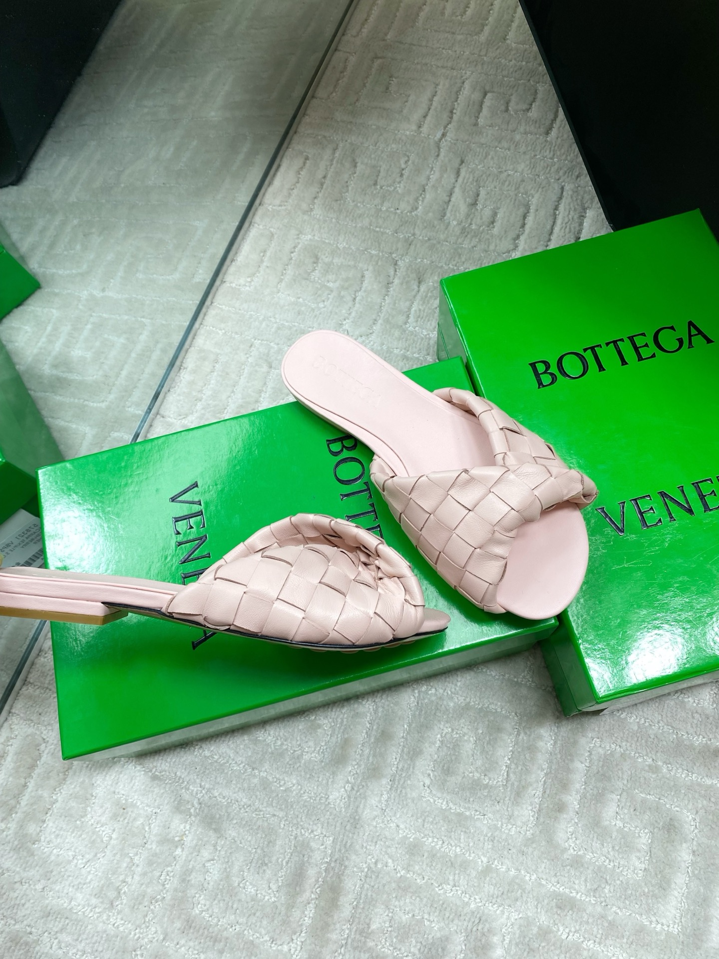 Bottega Veneta Blink Pink Leather Woven Sandals Slides, Luxury Italian Craft 8 i1744631487593 1469 0 6
