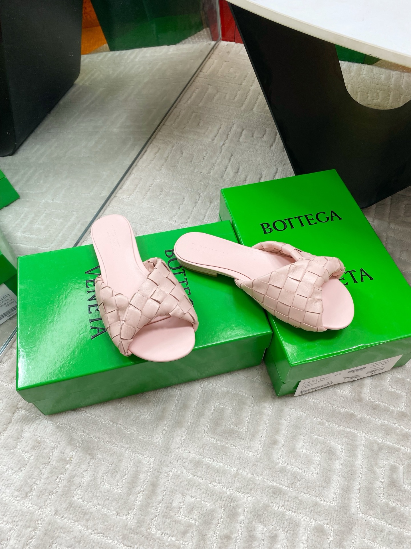 Bottega Veneta Blink Pink Leather Woven Sandals Slides, Luxury Italian Craft 5 i1744631488700 9075 0 3