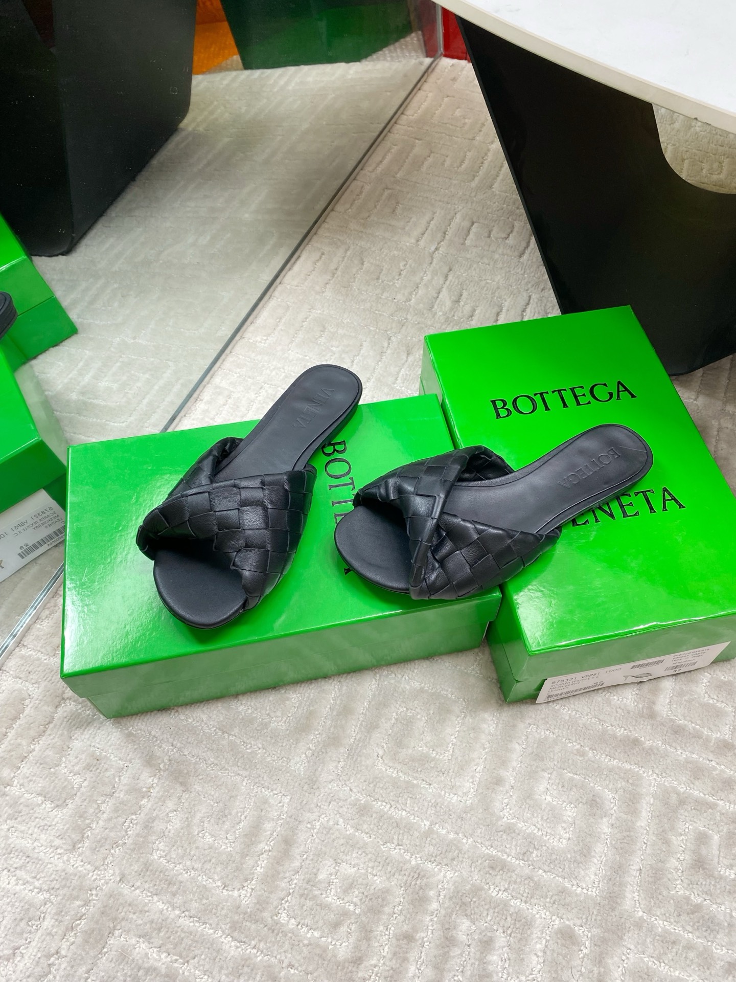 Bottega Veneta Blink Woven Leather Sandals - Stylish & Comfortable 2 i1744631516689 3953 0 2