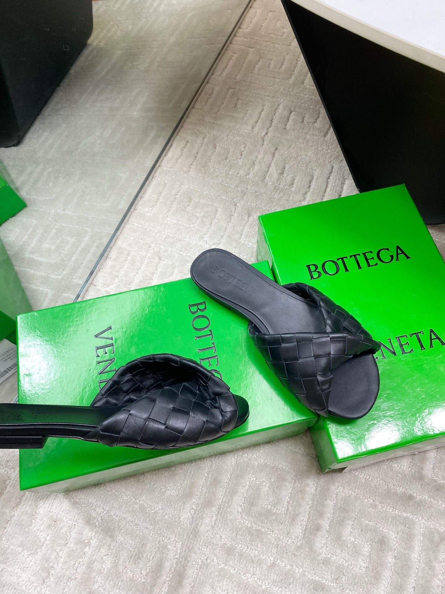 Bottega Veneta Blink Woven Leather Sandals - Stylish & Comfortable 6 i1744631516744 502 0 4