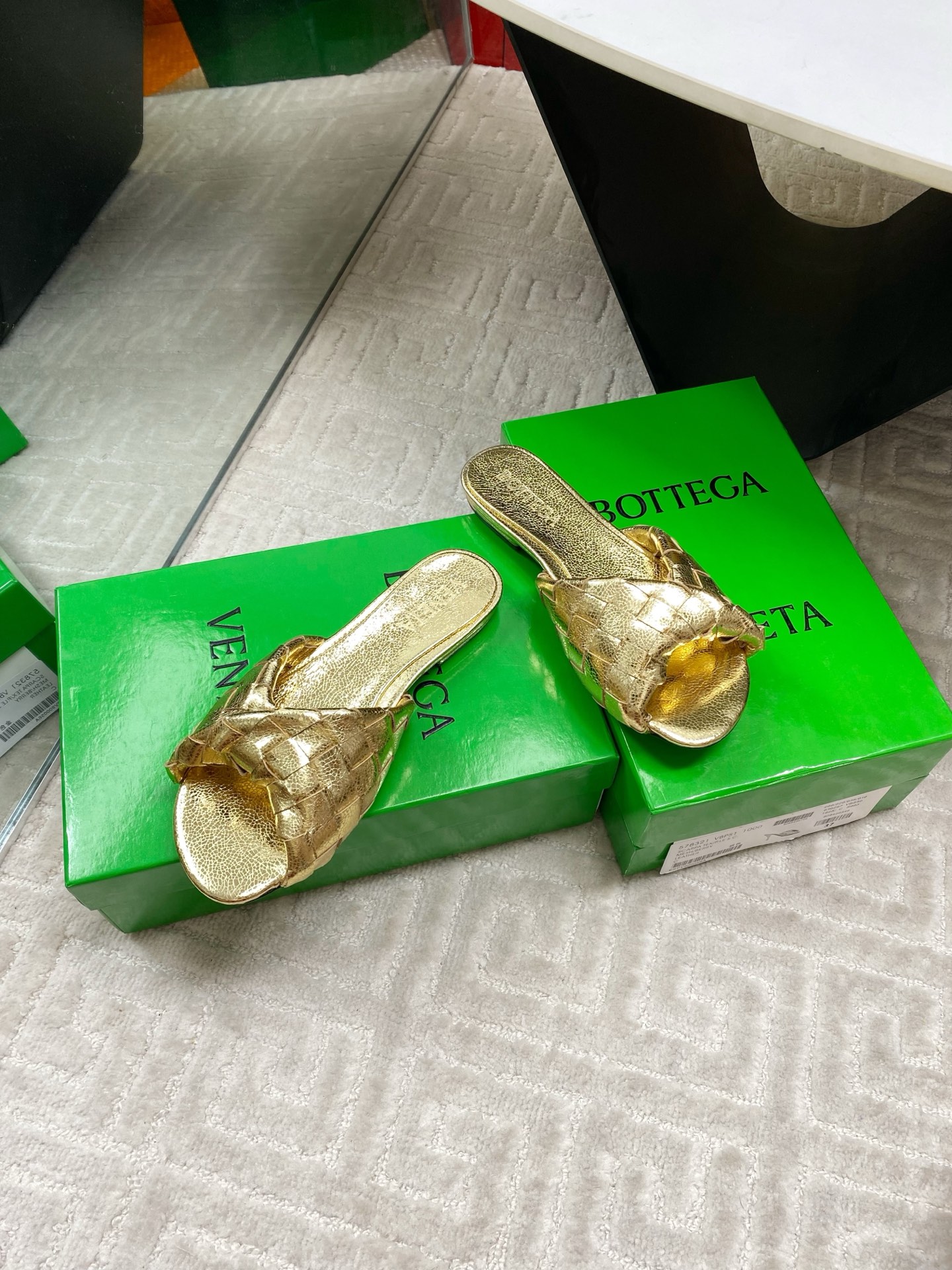 Bottega Veneta Blink Woven Leather Mules, Luxurious & Comfortable 5 i1744631544090 874 0 3