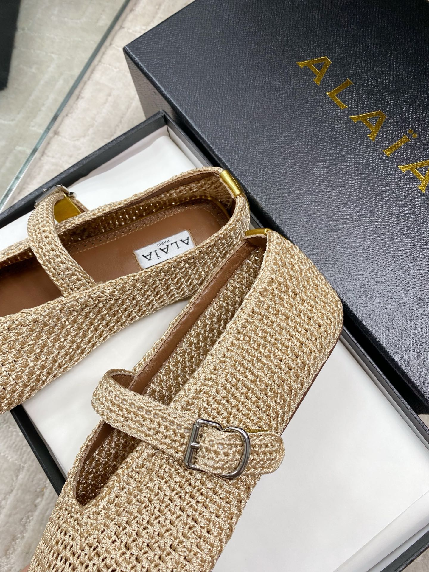 Alaia Flat Ballet Shoes - Chic Ballet Style with Woven Fabric 8 i1744650118445 7211 0 6