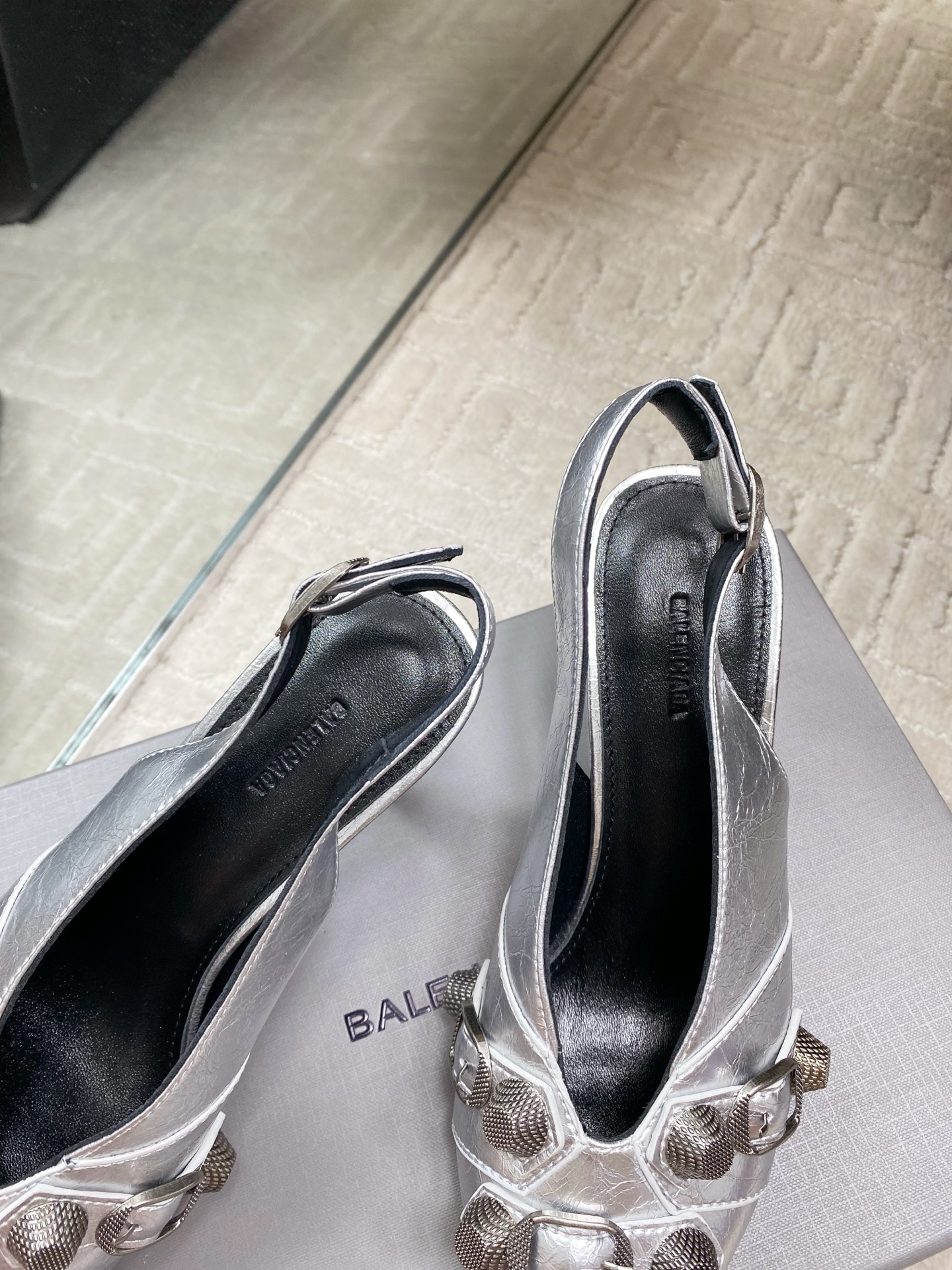Balenciaga Pointed Toe Slingback Heeled Punk Sandals - Silver Leather 8 i1744654689182 5795 0 6