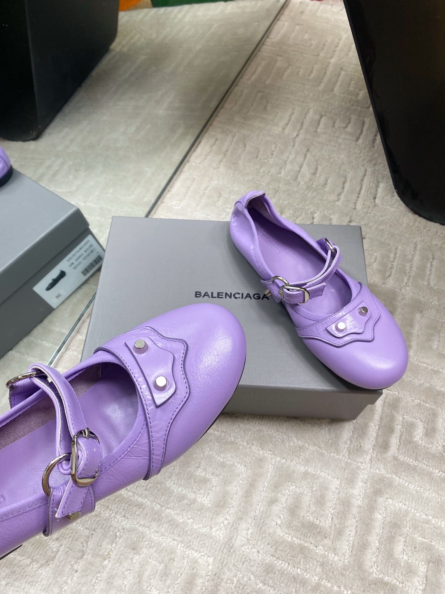 Balenciaga Women's Mary Jane Leather Ballet Flats - Comfortable & Stylish 8 i1744654876392 1269 0 6
