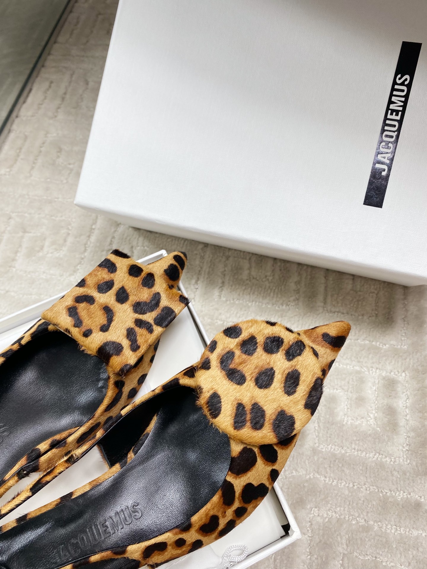 Jacquemus Women's Leopard Print Slingback Kitten Heel - Chic & Stylish 8 i1744813711739 1102 0 6