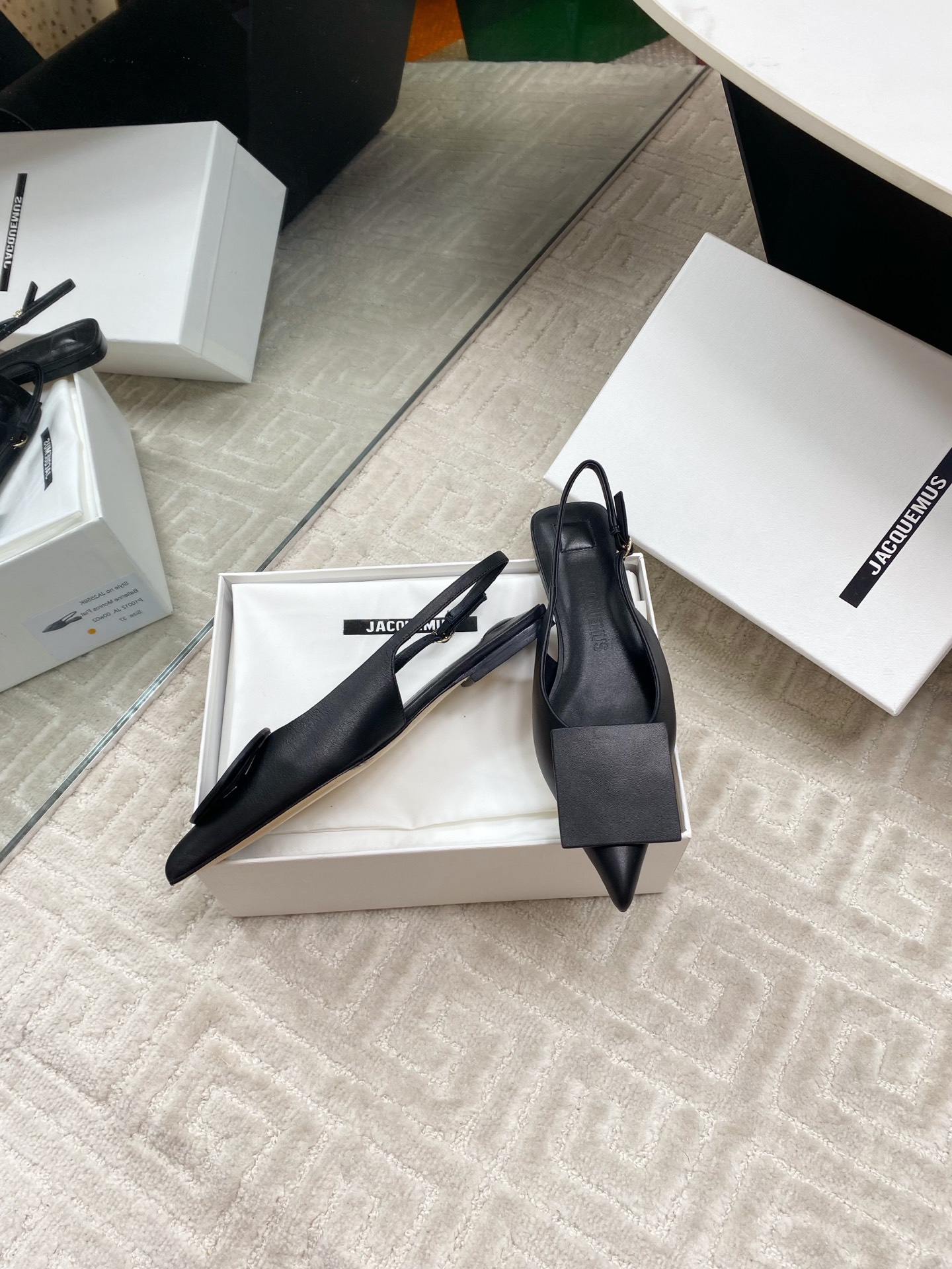 Jacquemus Slingback Leather Ballet Flats with Asymmetrical Straps 8 i1744813854300 3880 0 6
