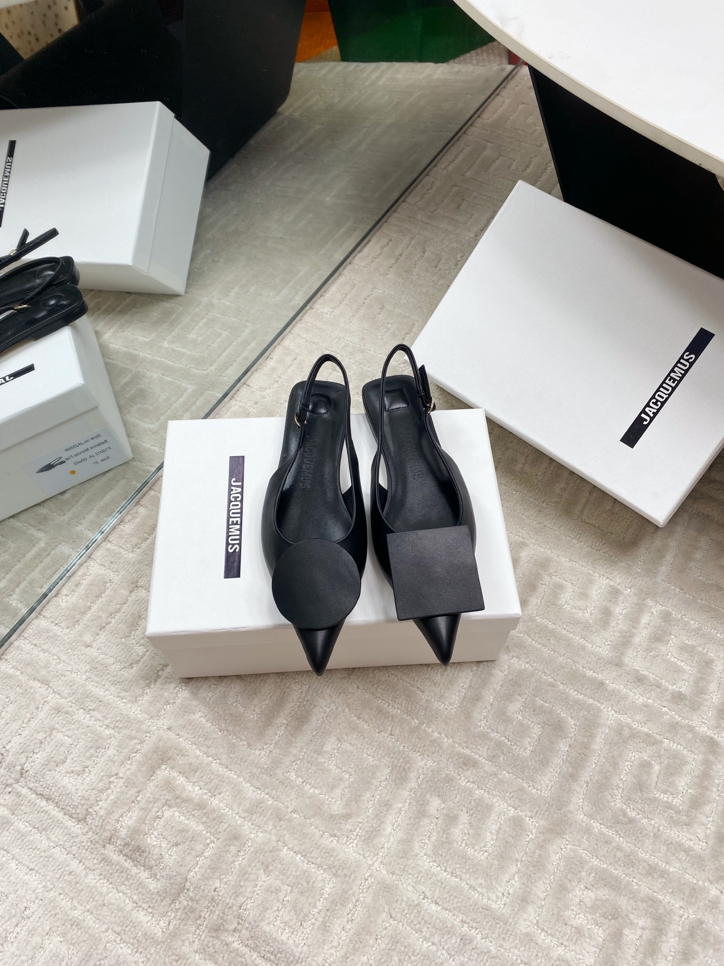 Jacquemus Slingback Leather Ballet Flats with Asymmetrical Straps 3 i1744813854346 7377 0 0