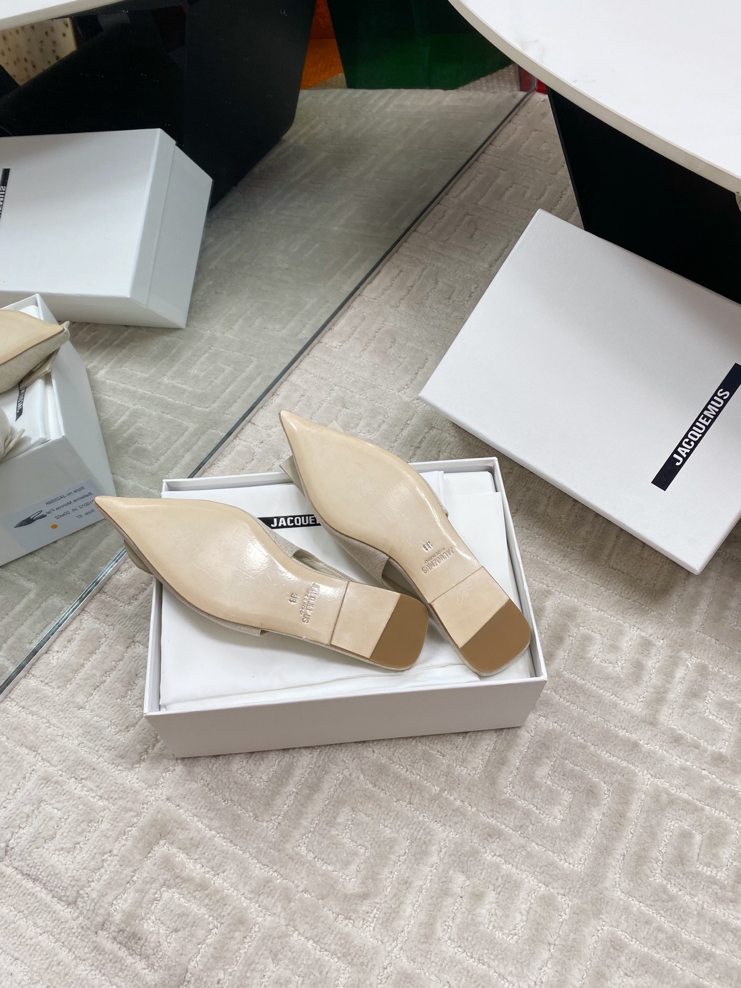 Jacquemus Women's Asymmetric Buckle Slingback Leather Pointed Toe Pumps 9 i1744813904445 1270 0 7