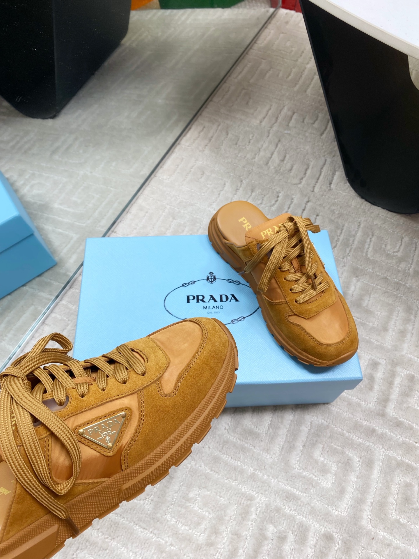 Prada Early Spring New Triangle Logo Thick Bottom Mule Heeled Women's Shoes 8 i1744814903288 9802 0 6