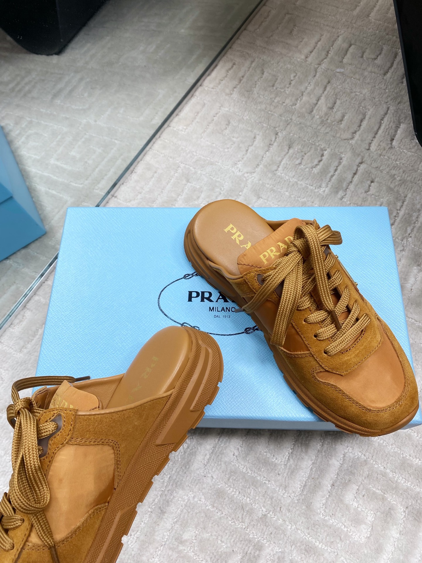 Prada Early Spring New Triangle Logo Thick Bottom Mule Heeled Women's Shoes 7 i1744814904298 1651 0 5