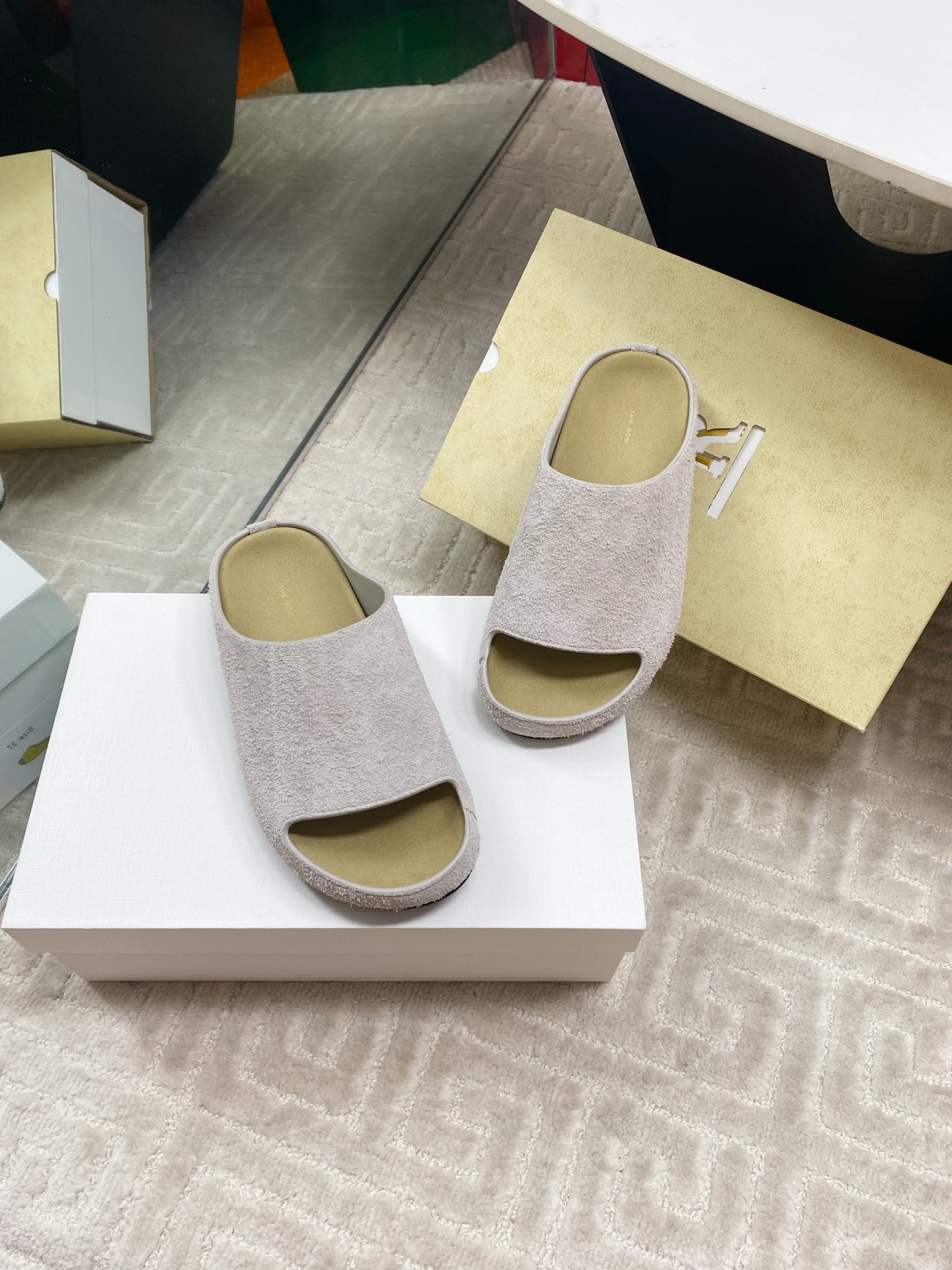 The Row Women's Round Toe Suede Leather Slip On Sandals Slides Slippers 6 i1744815662352 2956 0 4