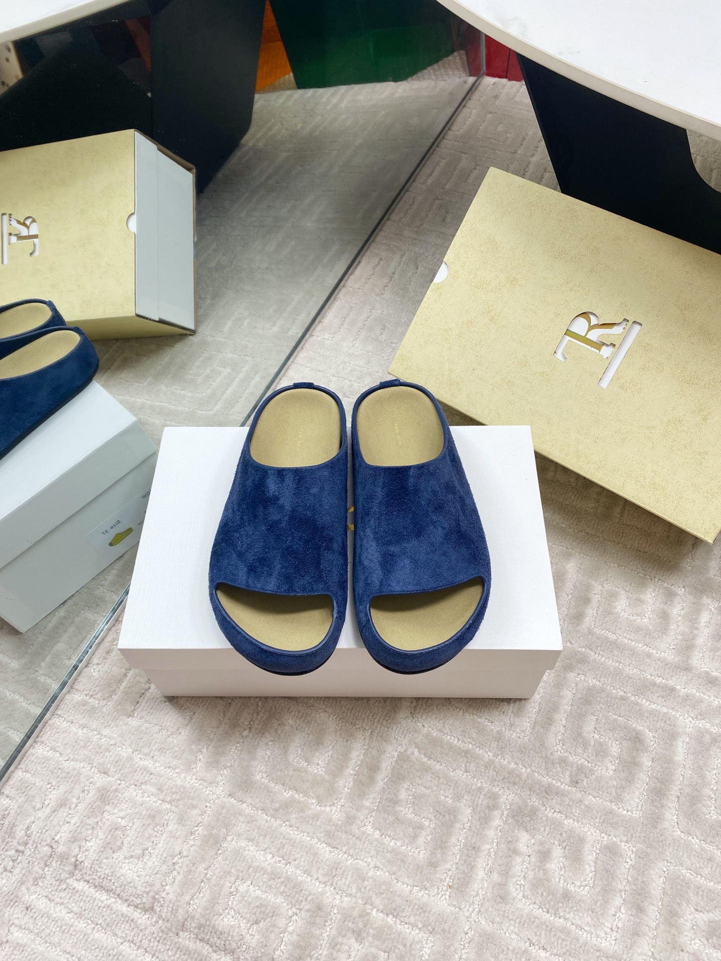 The Row Women's Simple Round Toe Suede Leather Slip-On Sandals 3 i1744815706286 1530 0 0