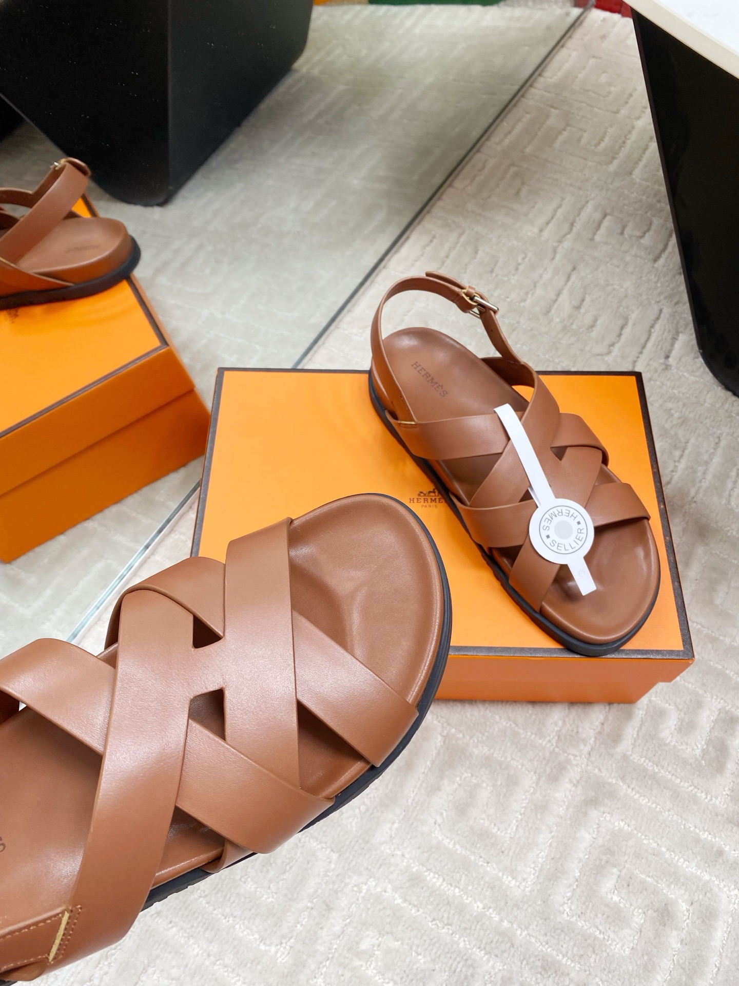 Hermes Cross Sandals Women's Leather Open Toe Flat Sandals Brown 7 i1745307294256 6839 0 5