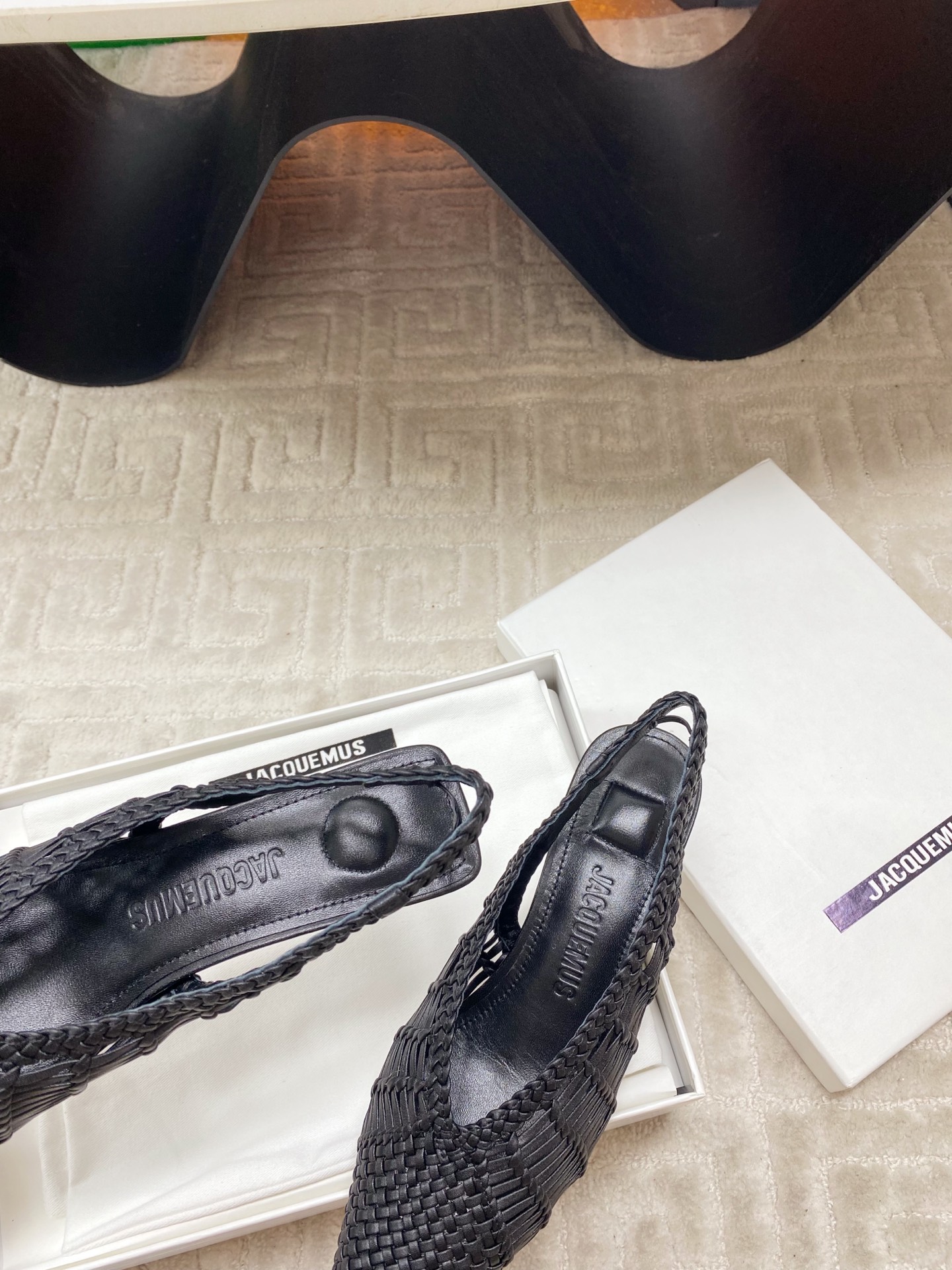 Jacquemus Spring Sandals: Sheepskin Design, Popular Import in Size 35-39# - 图片 7