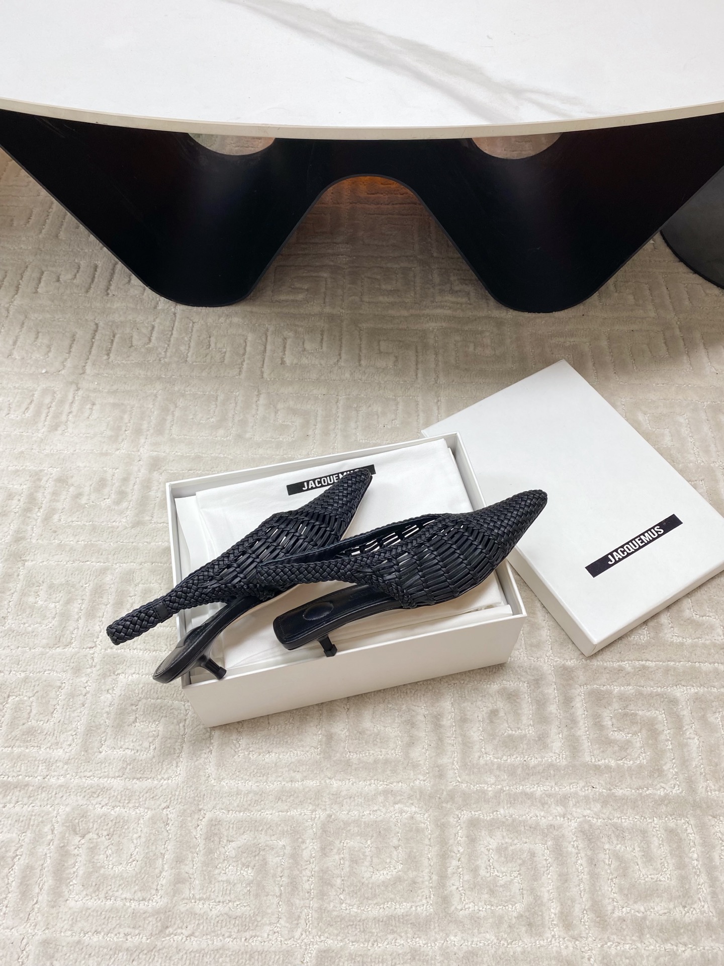 Jacquemus Spring Sandals: Sheepskin Design, Popular Import in Size 35-39# - 图片 8