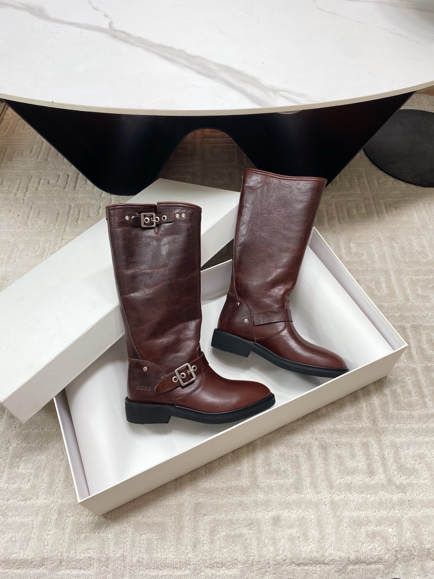 Stylish 1350 Offer: Golden Goose 2025 Western Cowboy Boots, Veal Skin, Tiara-Coated Leather - 图片 4