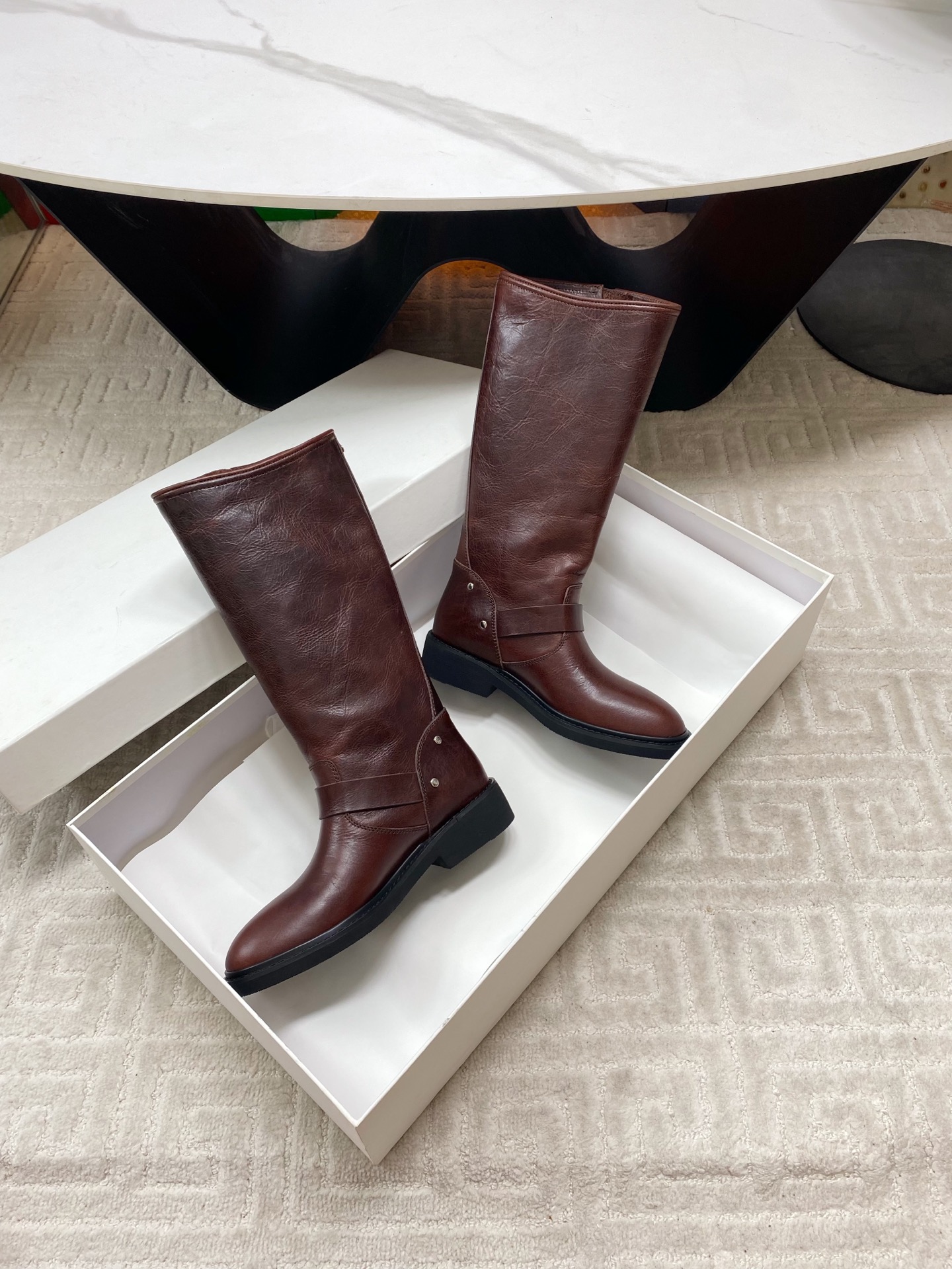 Stylish 1350 Offer: Golden Goose 2025 Western Cowboy Boots, Veal Skin, Tiara-Coated Leather - 图片 8