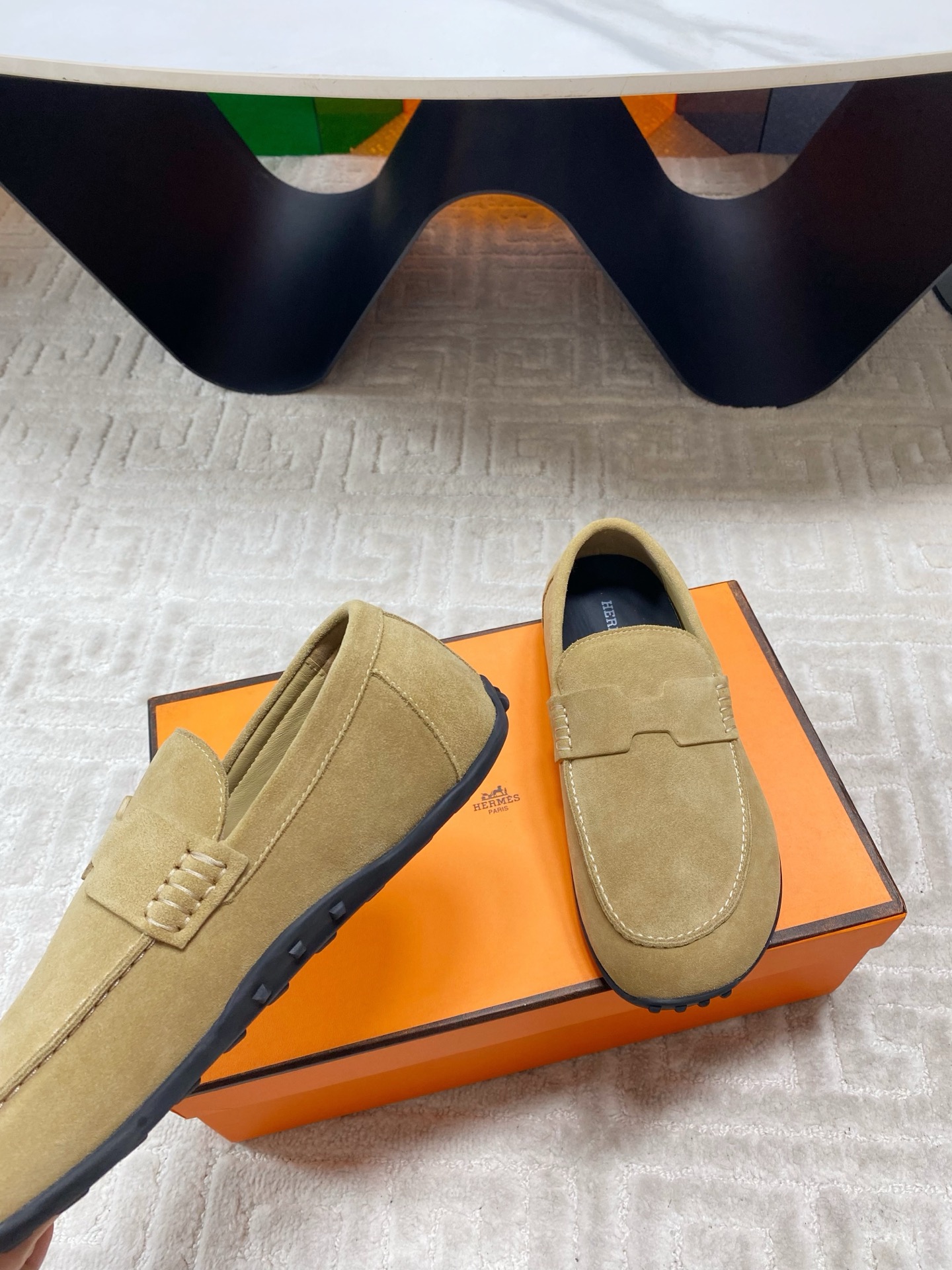 Title: Trendy Shoe Soles: Bare Feet or Socks, Calf Leather, Real Skin, Various Sizes Summary: Shoe soles this year feature bare feet or sock design, calf leather - 图片 8