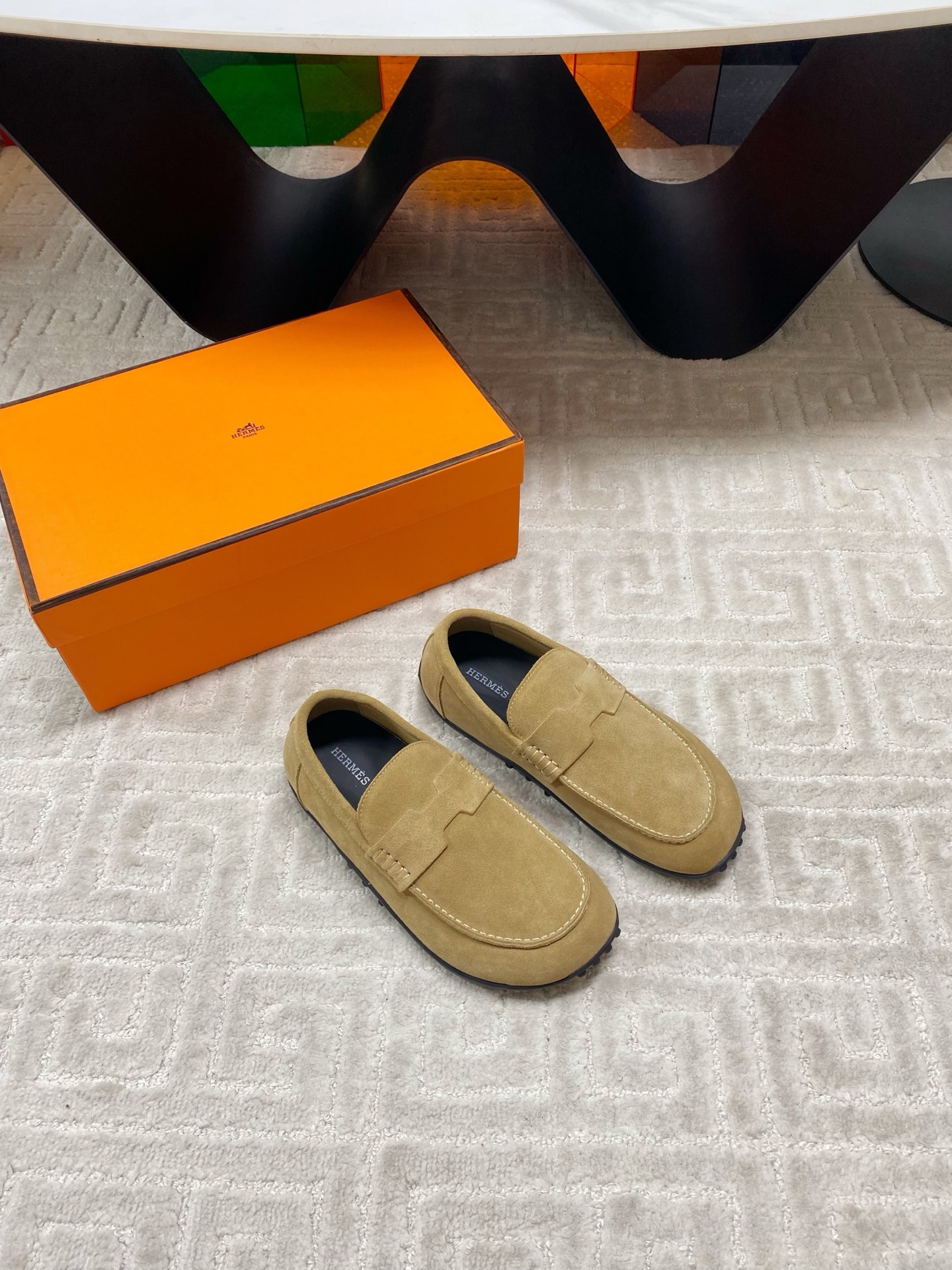 Title: Trendy Shoe Soles: Bare Feet or Socks, Calf Leather, Real Skin, Various Sizes Summary: Shoe soles this year feature bare feet or sock design, calf leather - 图片 2