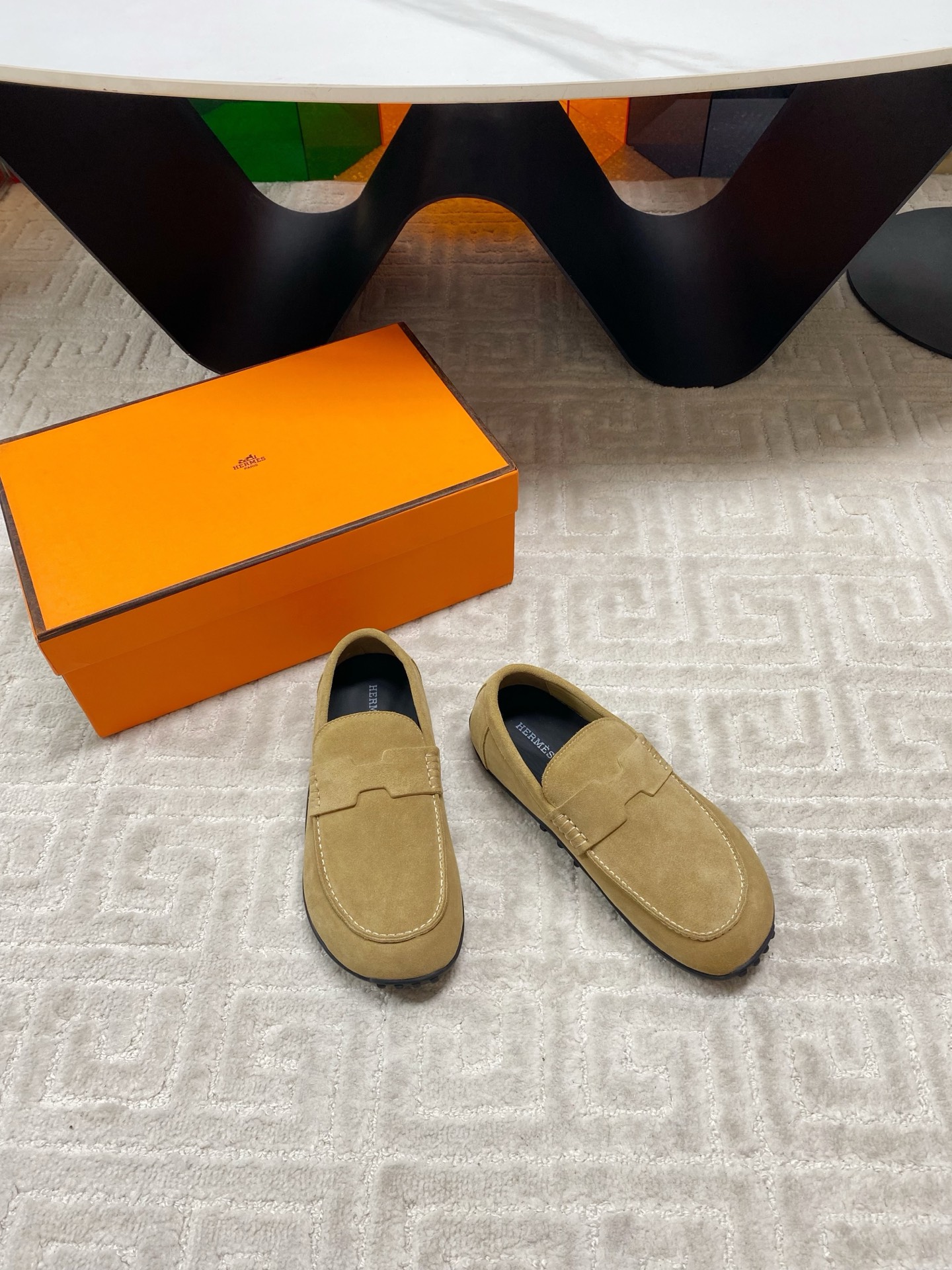 Title: Trendy Shoe Soles: Bare Feet or Socks, Calf Leather, Real Skin, Various Sizes Summary: Shoe soles this year feature bare feet or sock design, calf leather - 图片 3