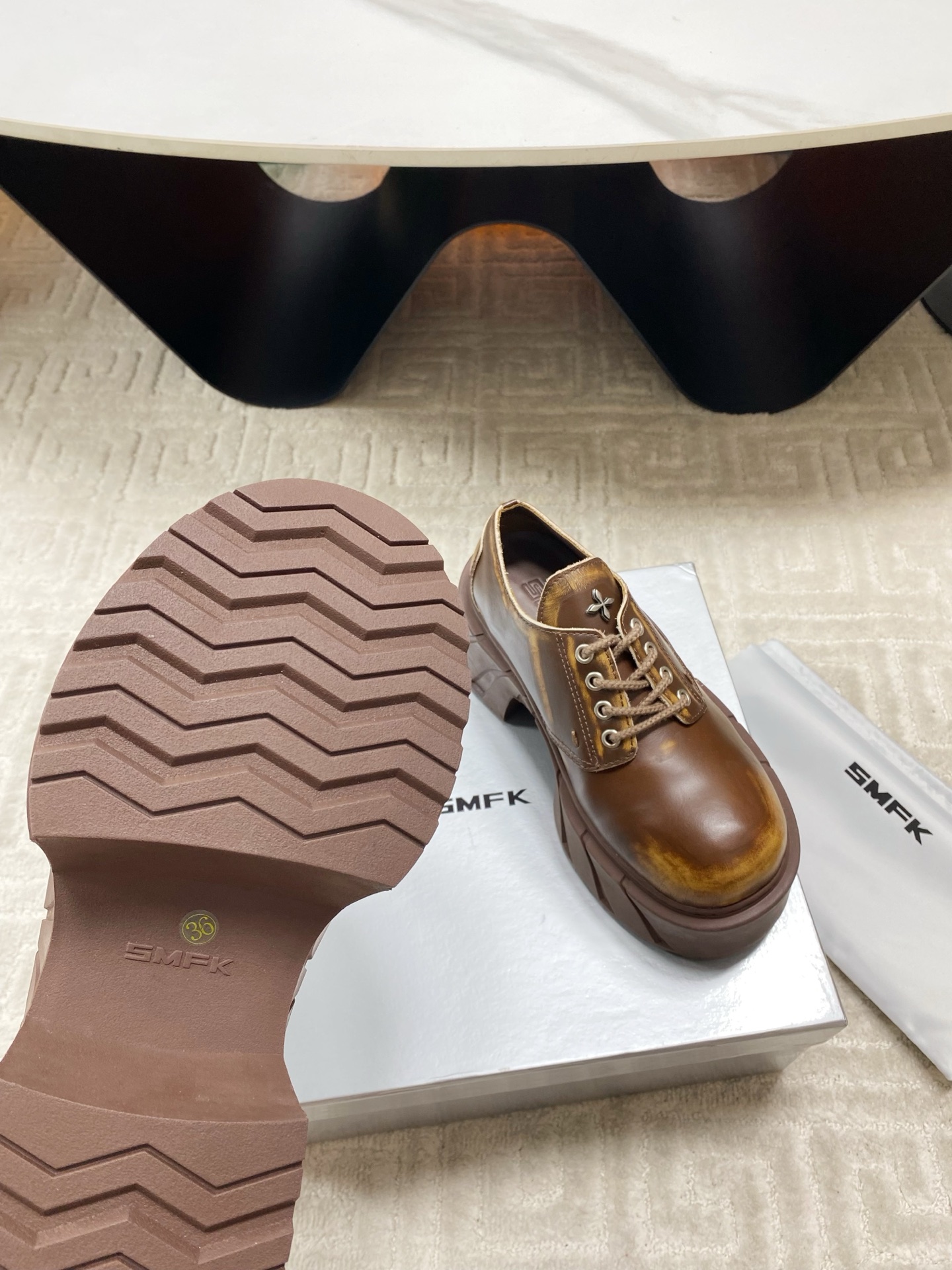 Title: New SMFK P624 Leisure Shoes Collection Overview Summary: SMFK P624 shoes feature thick bases, soft and cozy materials, perfect colors, and come in various styles. - 图片 9