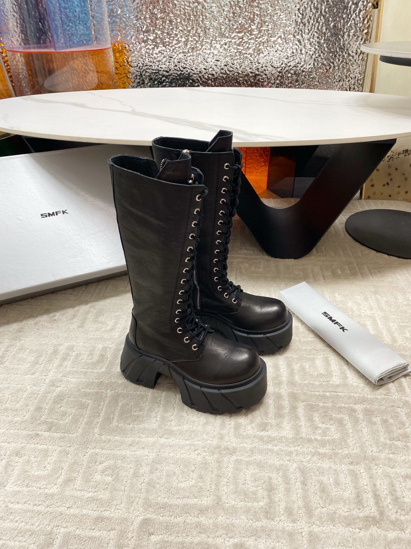 Stylish Long Boots for Women: Fresh Design, Comfortable Fit, Perfect for Spring and Summer - 图片 1