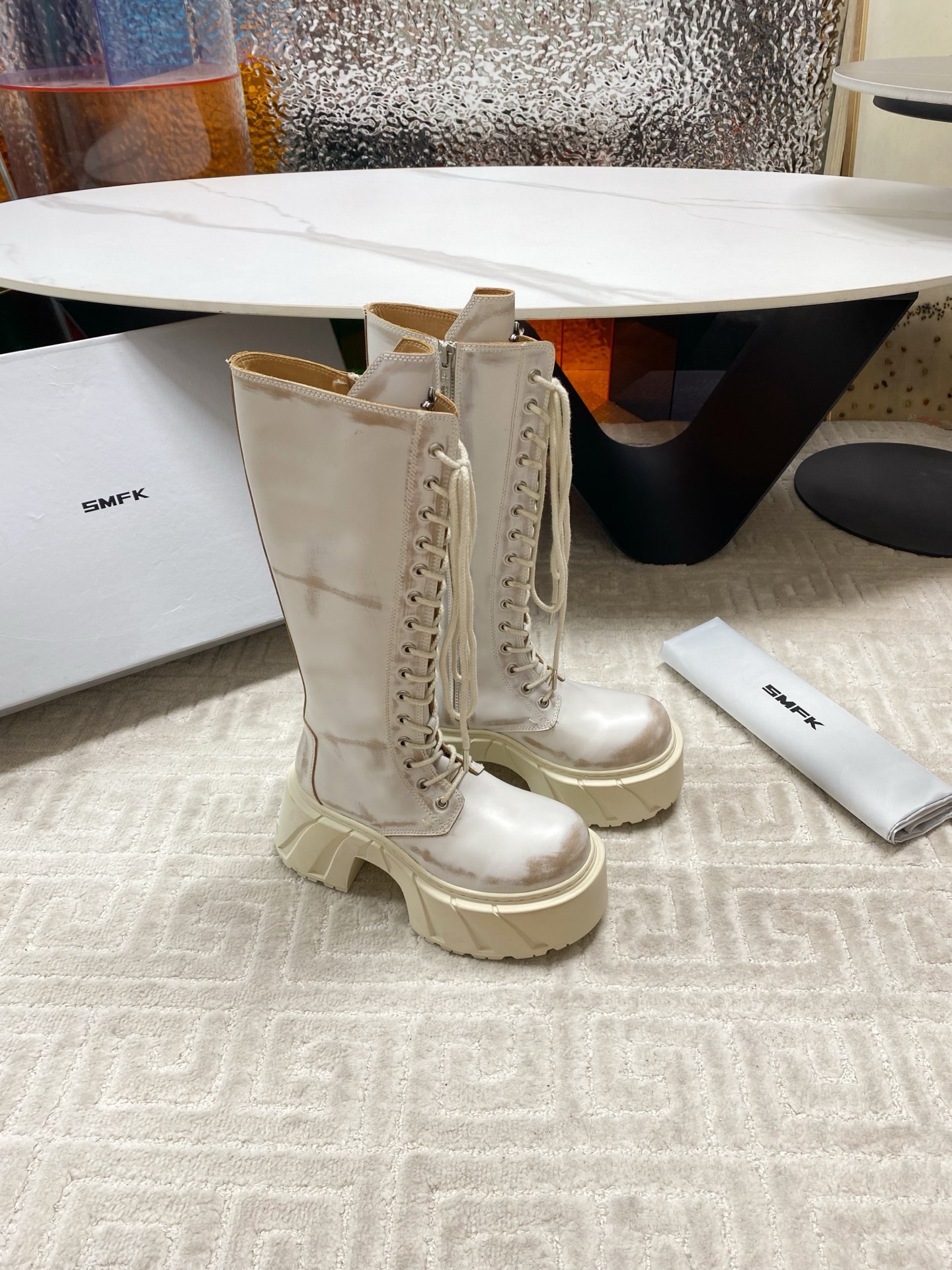 “Stylish Long and Short Boots for Spring and Summer with Original Leather and Comfortable Soles”