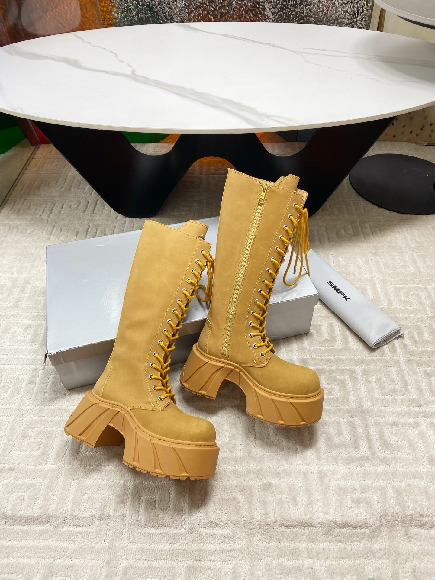 “Fresh Leisure Shoes: Gospel of Shorty Collection with Long Boots, Derby Shoes, and Thick Base for Spring/Summer” - 图片 6
