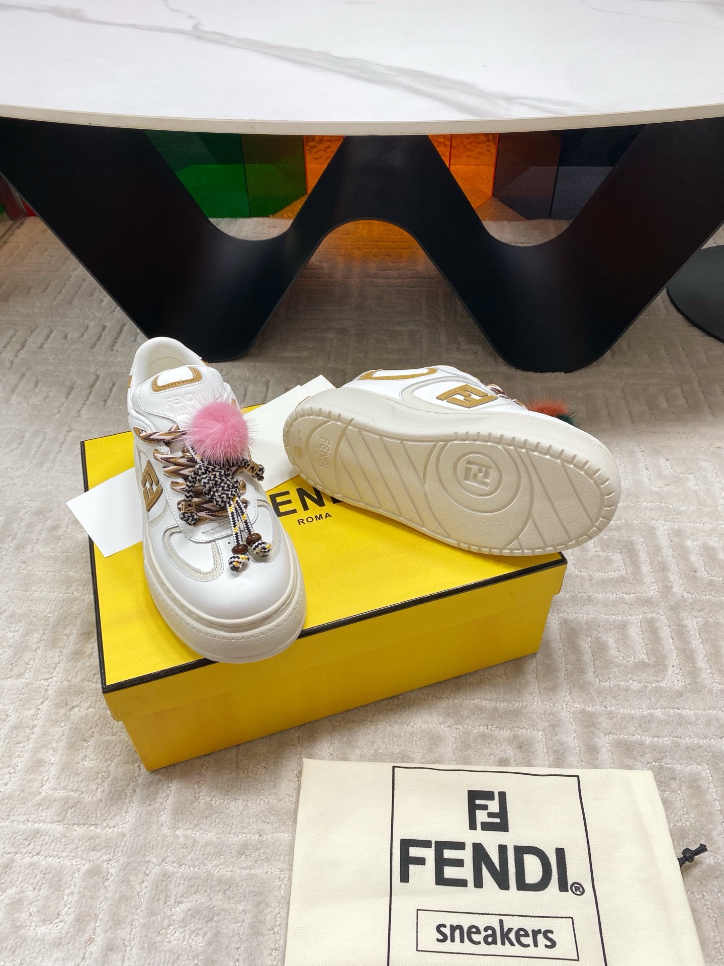 “Fendi FD Match 205 Sneakers: Skin Fusion, Colorful Design, Comfort, and Style for Women 35-39” - 图片 7