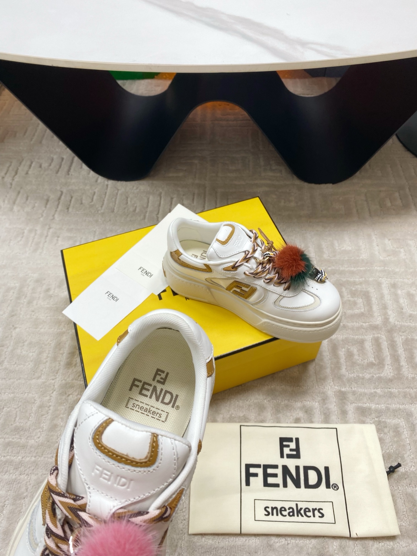 “Fendi FD Match 205 Sneakers: Skin Fusion, Colorful Design, Comfort, and Style for Women 35-39” - 图片 8