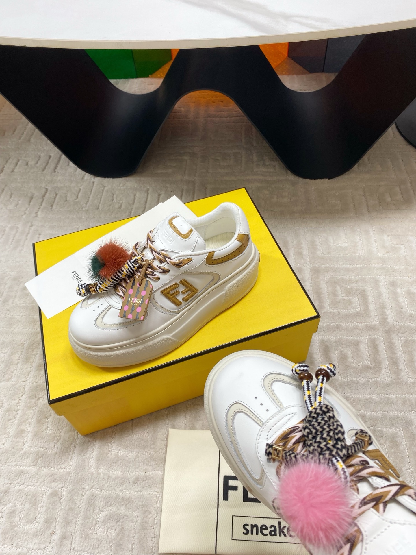 “Fendi FD Match 205 Sneakers: Skin Fusion, Colorful Design, Comfort, and Style for Women 35-39” - 图片 6