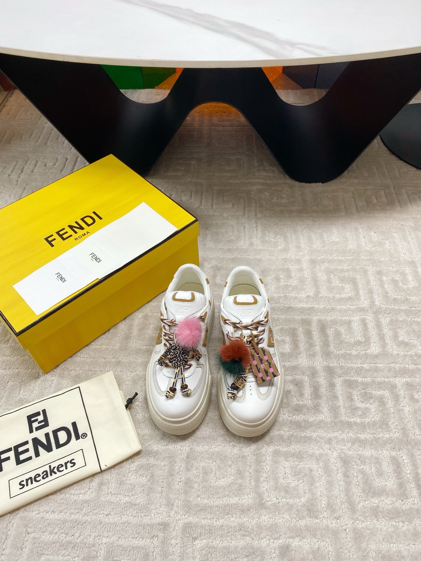 “Fendi FD Match 205 Sneakers: Skin Fusion, Colorful Design, Comfort, and Style for Women 35-39” - 图片 9